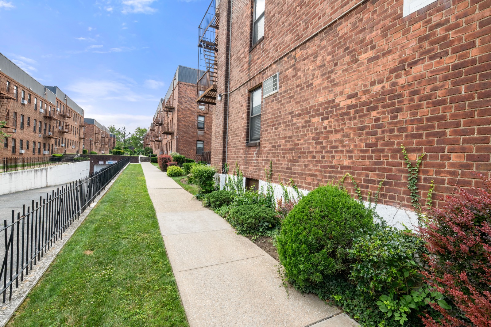 #15 photo, 215-28 47th Ave , #1A, クイーンズ区 Bayside , NY 11361