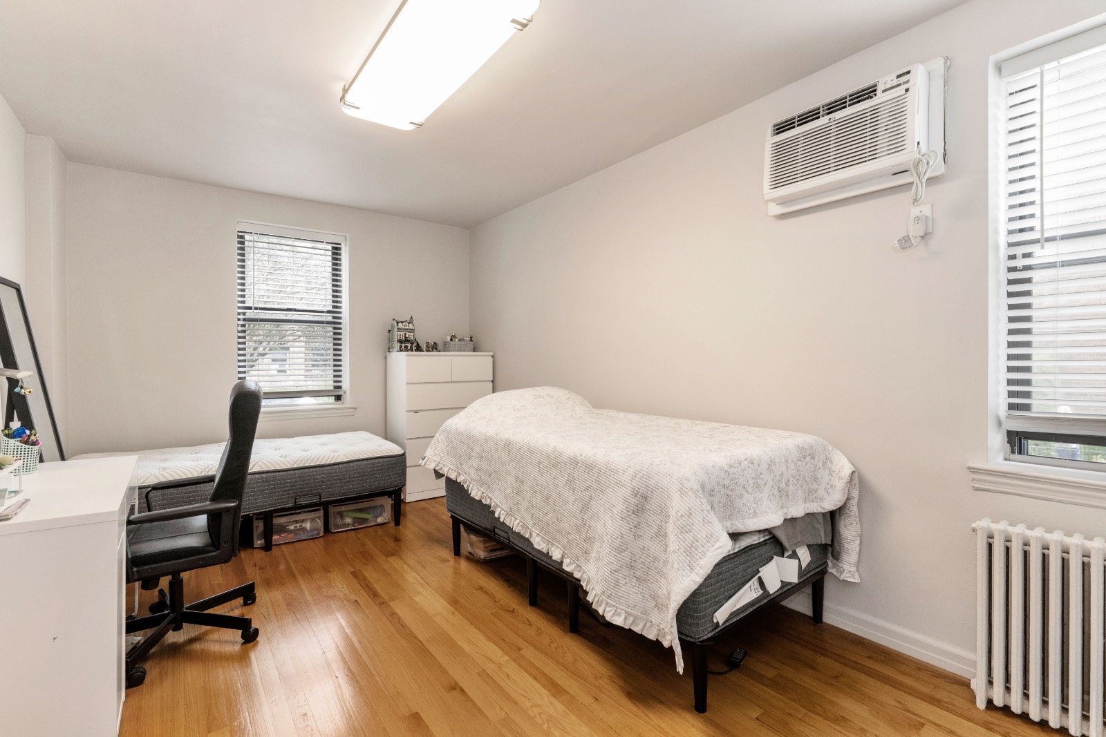 #9 photo, 215-28 47th Ave , #1A, クイーンズ区 Bayside , NY 11361