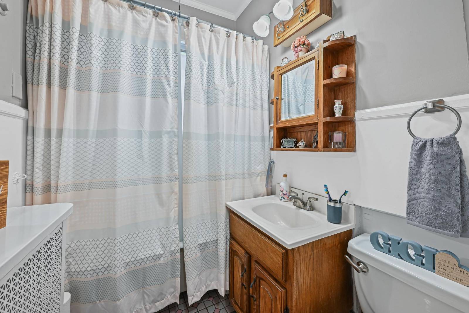 #21 photo, 1026 E 2nd St, ブルックリン区 Midwood , NY 11230