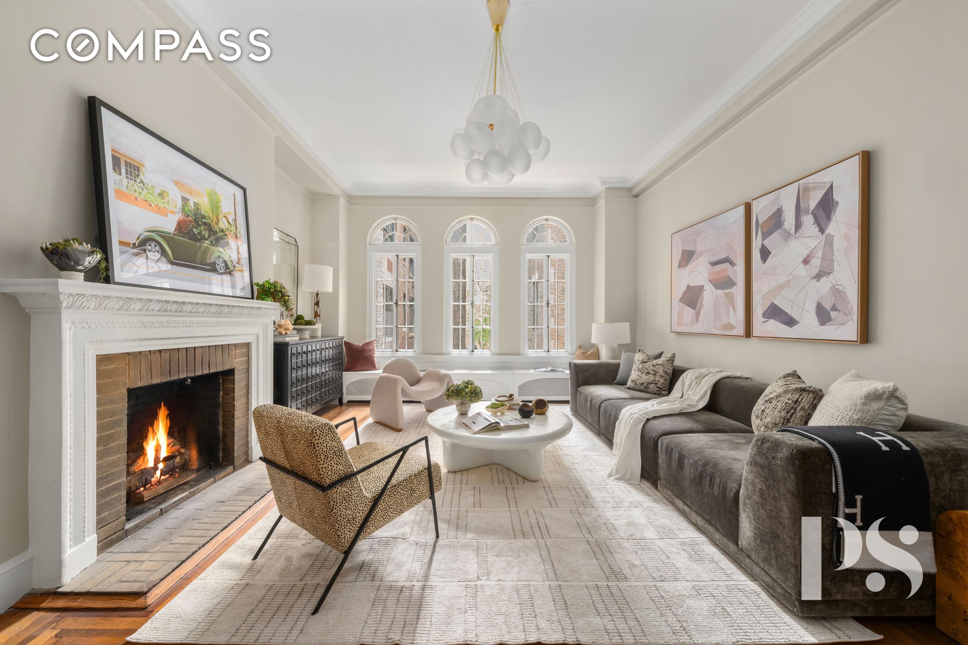 #1 photo, 35 E 9th Street, Greenwich Village , NY 10003