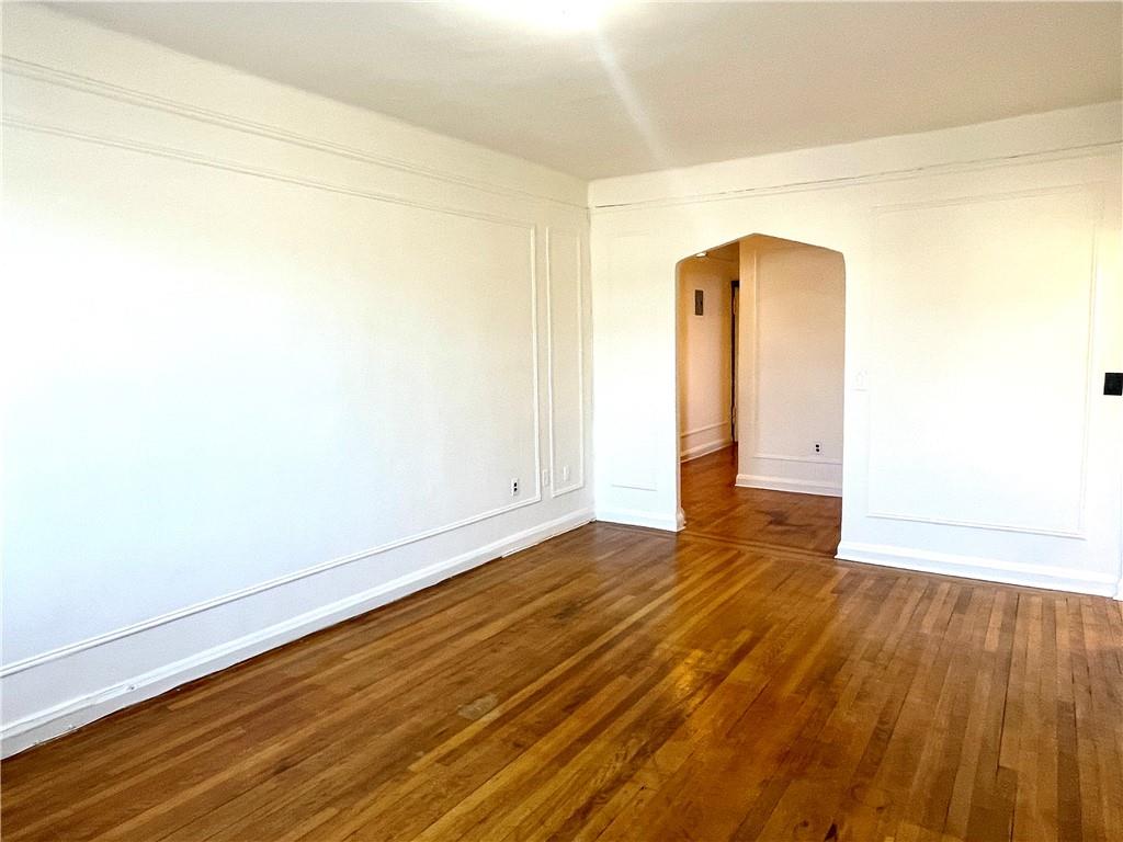 #5 photo, 88 Lincoln Avenue, Pelham , NY 10803