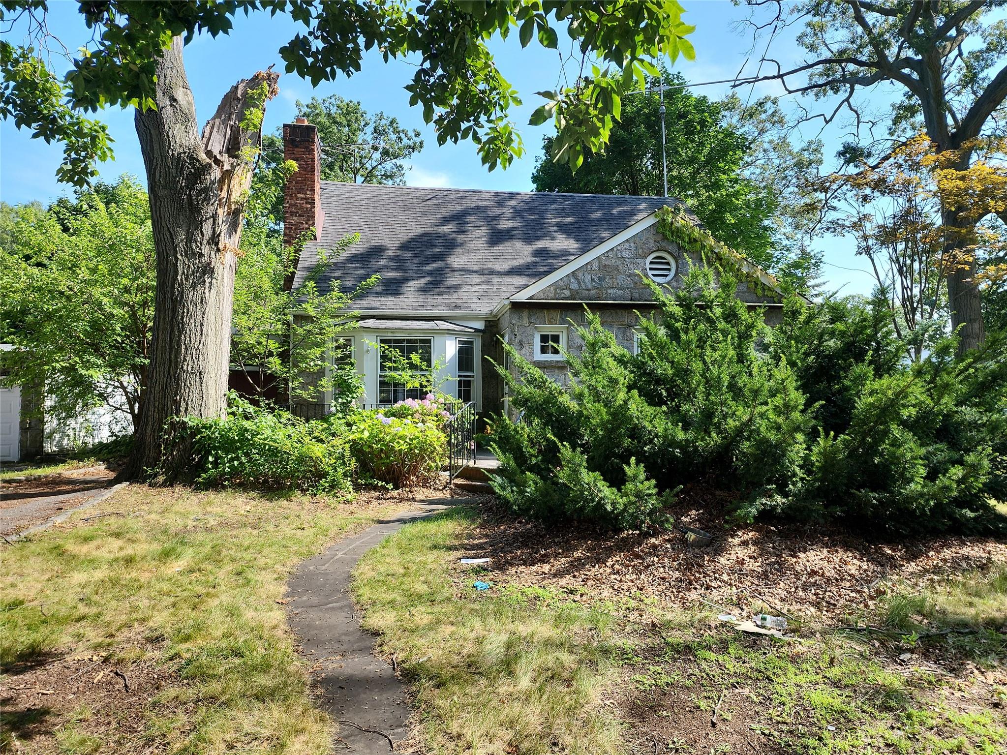 #1 photo, 2 Birch Lane, 長島 New Hyde Park , NY 11040