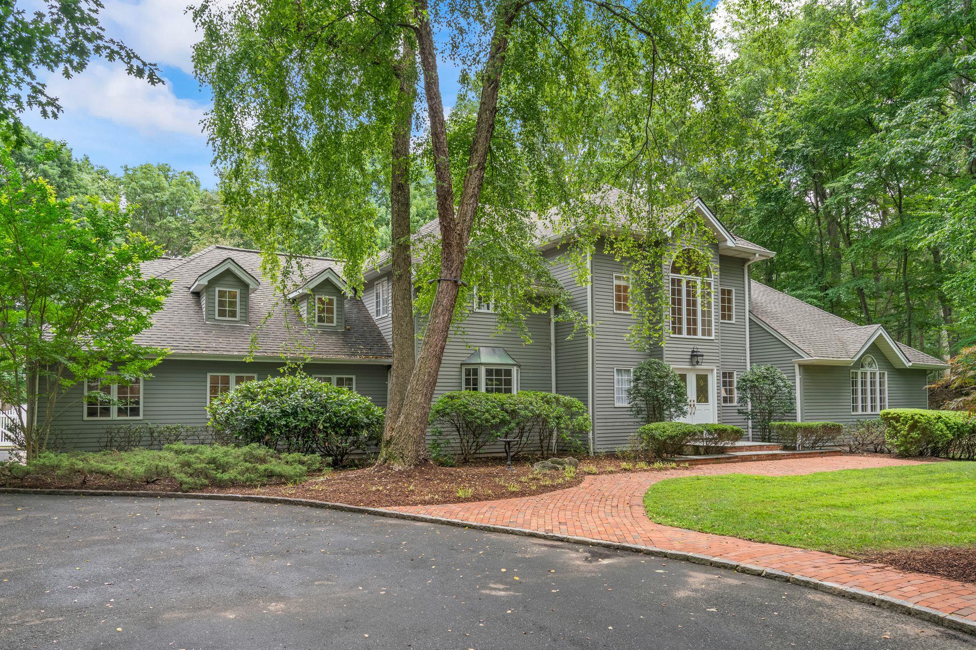#1 photo, 1 White Cap Court, Lloyd Neck , NY 11743