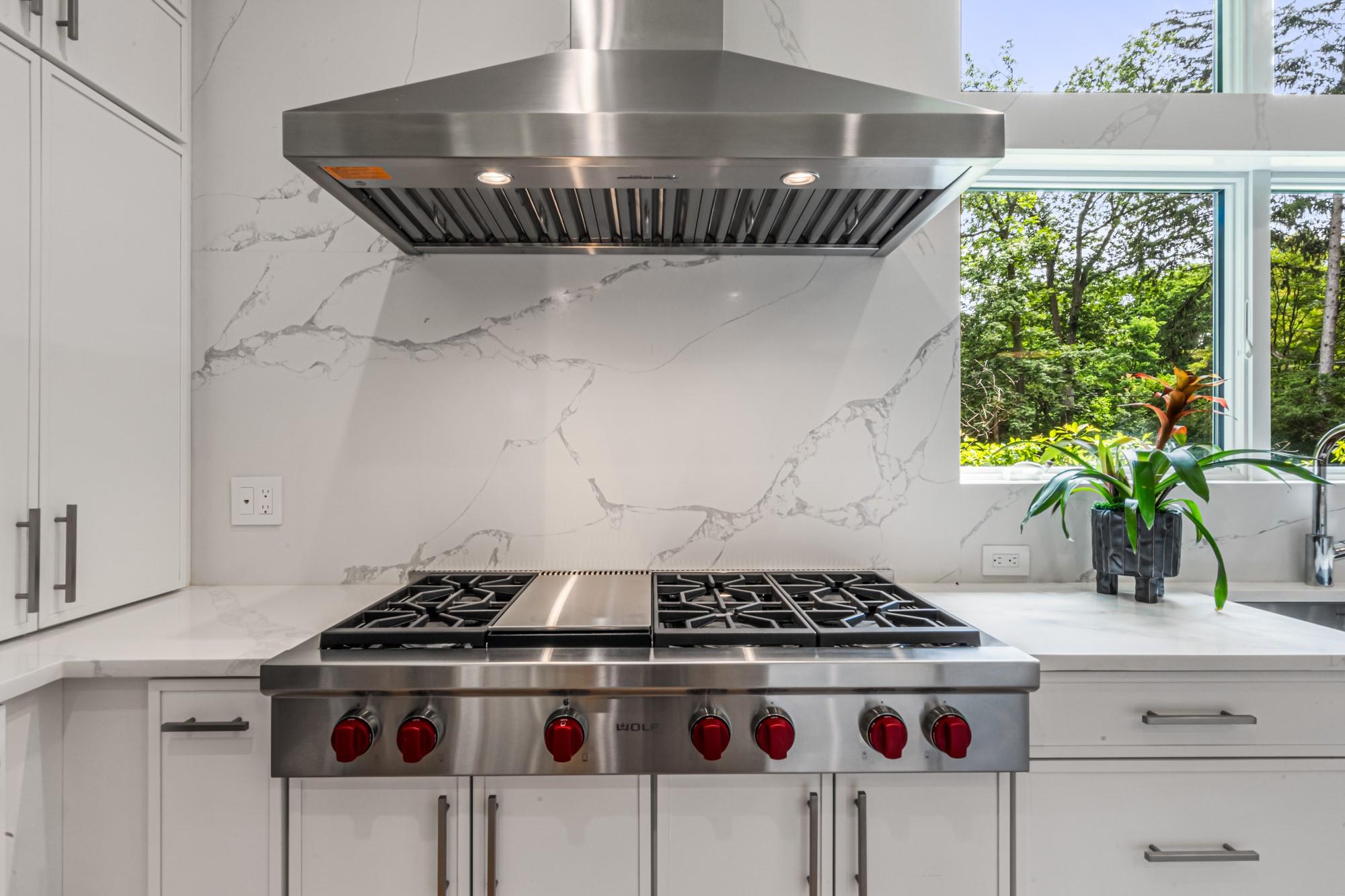 #11 photo, 199E W Shore Road, Great Neck , NY 11024