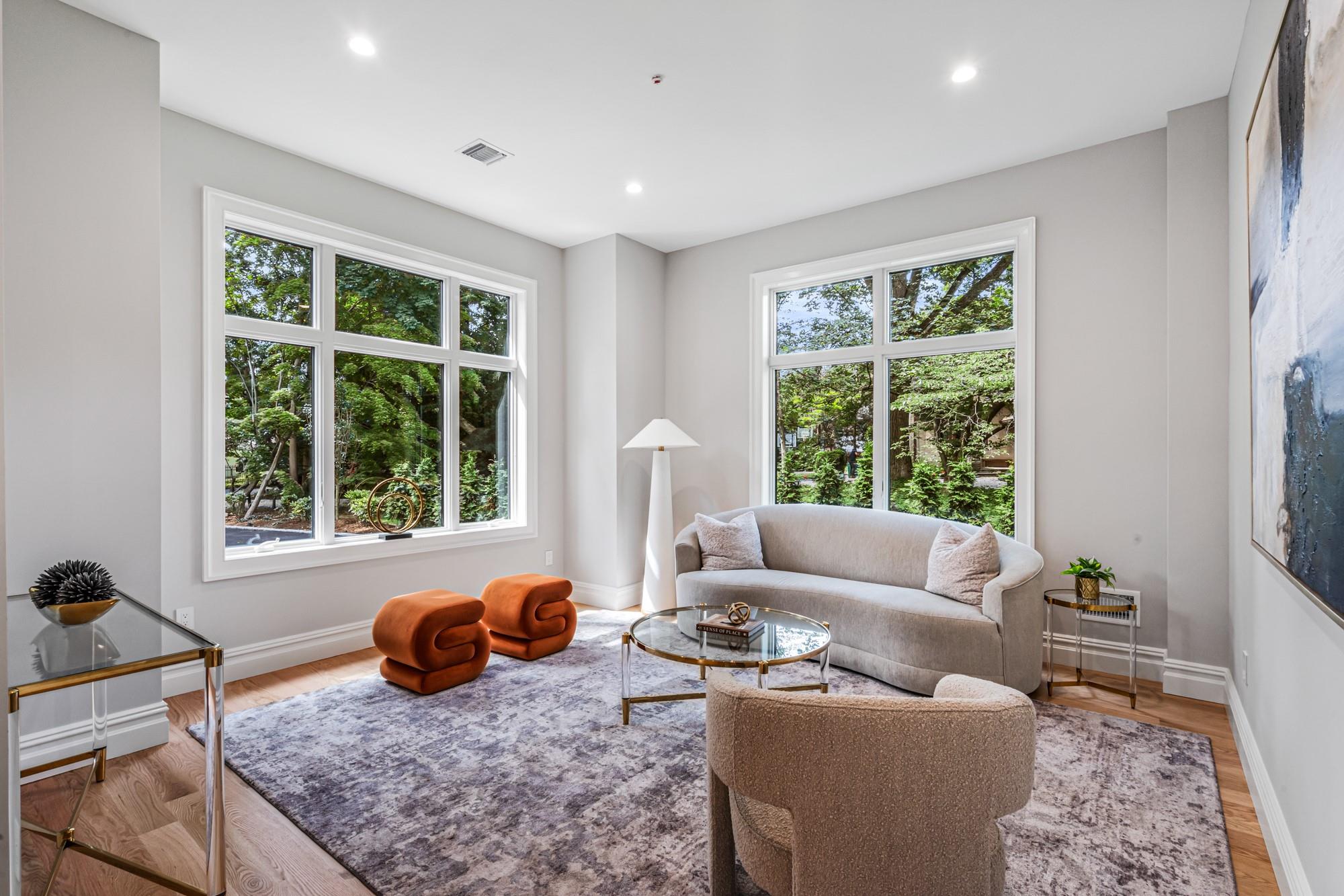 #6 photo, 199E W Shore Road, Great Neck , NY 11024