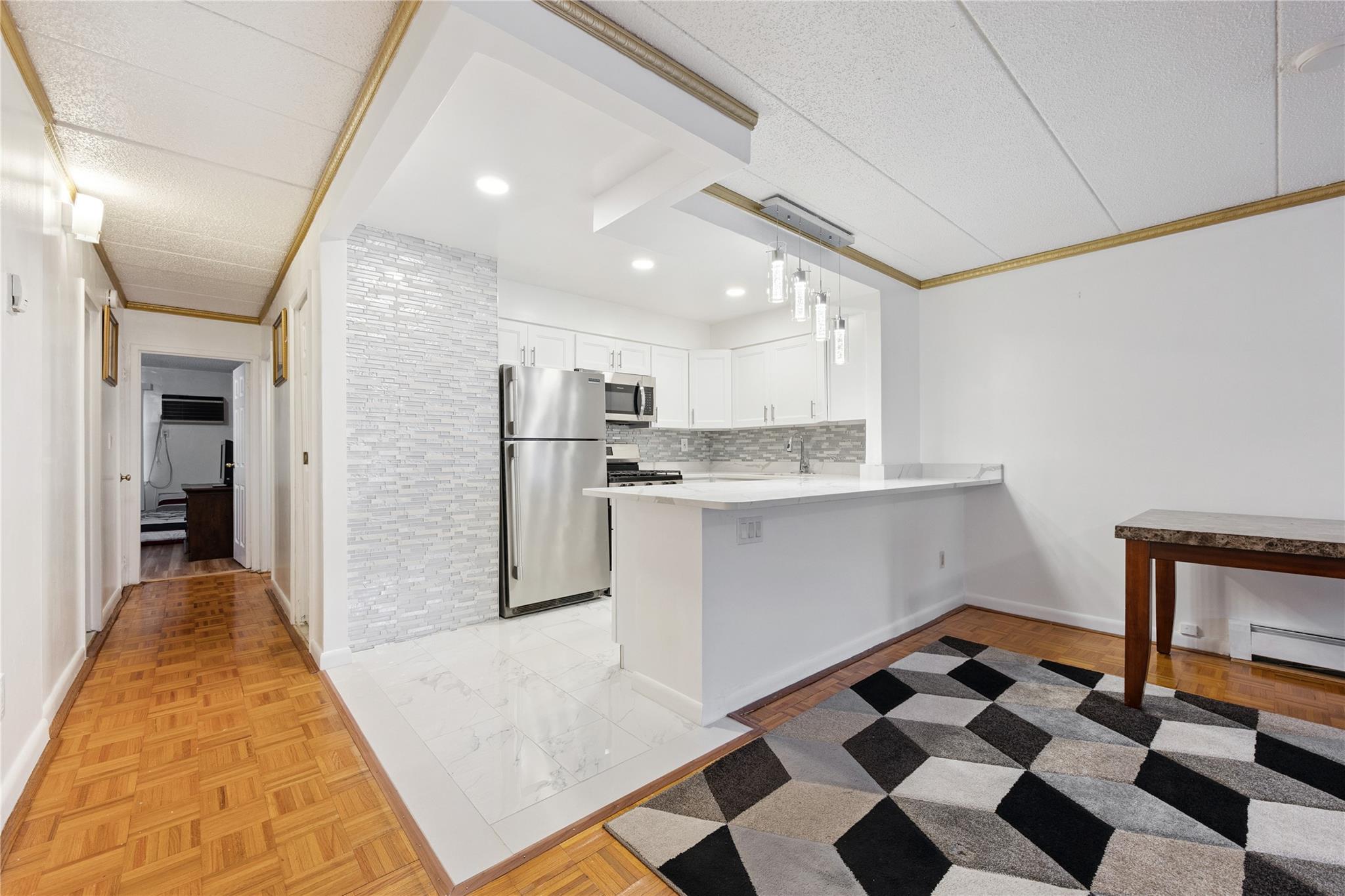 #4 photo, 75-22 Parsons Boulevard, クイーンズ区 Fresh Meadows , NY 11366