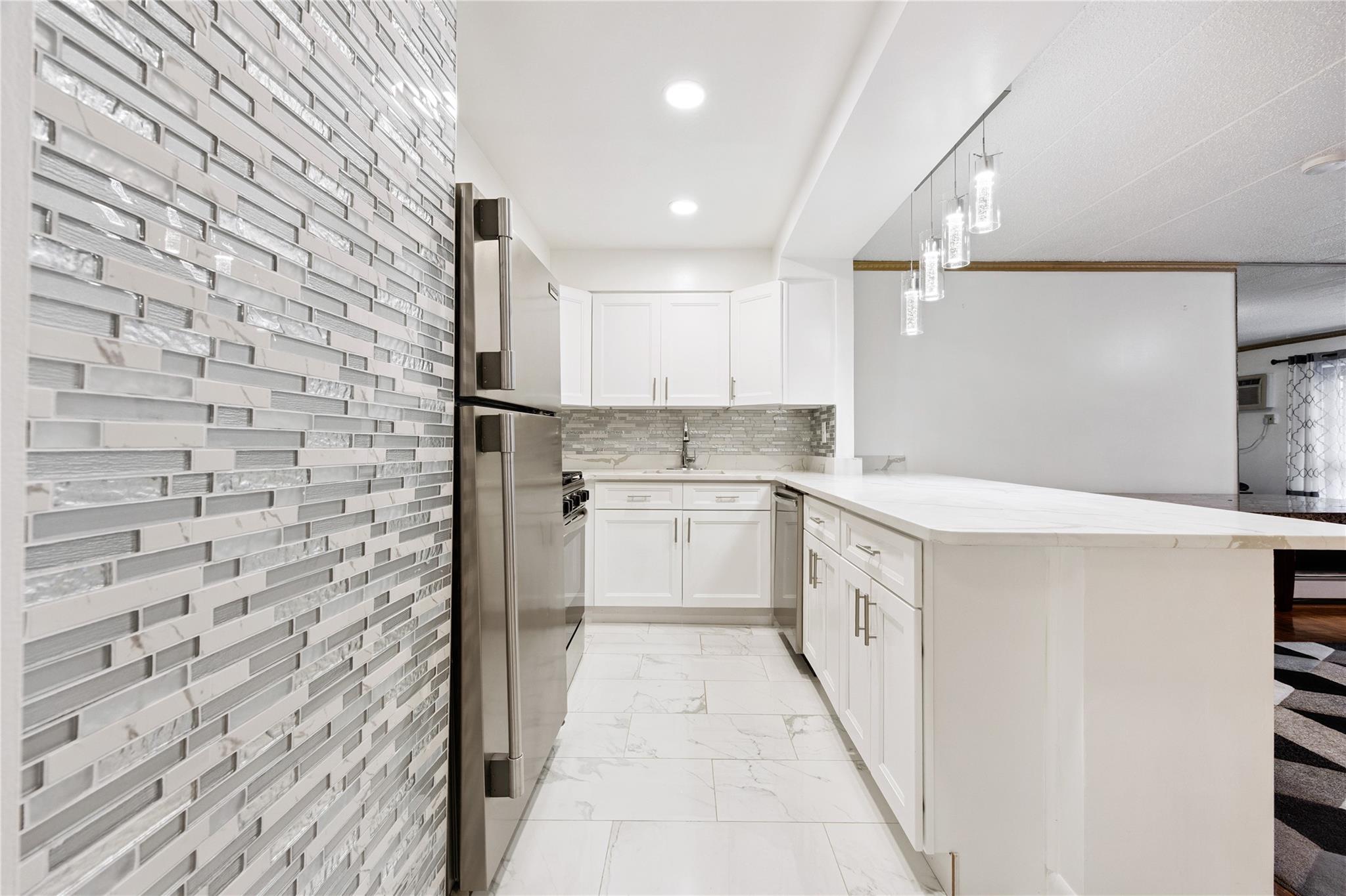 #5 photo, 75-22 Parsons Boulevard, クイーンズ区 Fresh Meadows , NY 11366