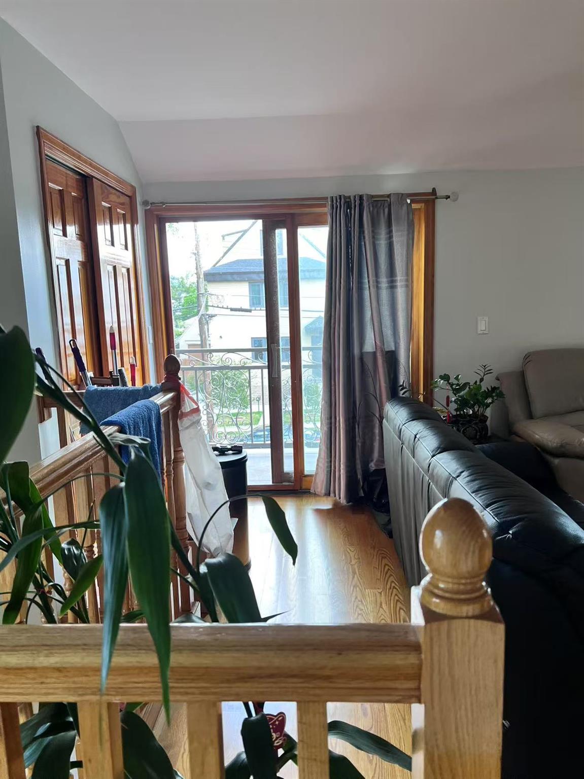 #3 photo, 14324 Quince Avenue, クイーンズ区 Flushing , NY 11355