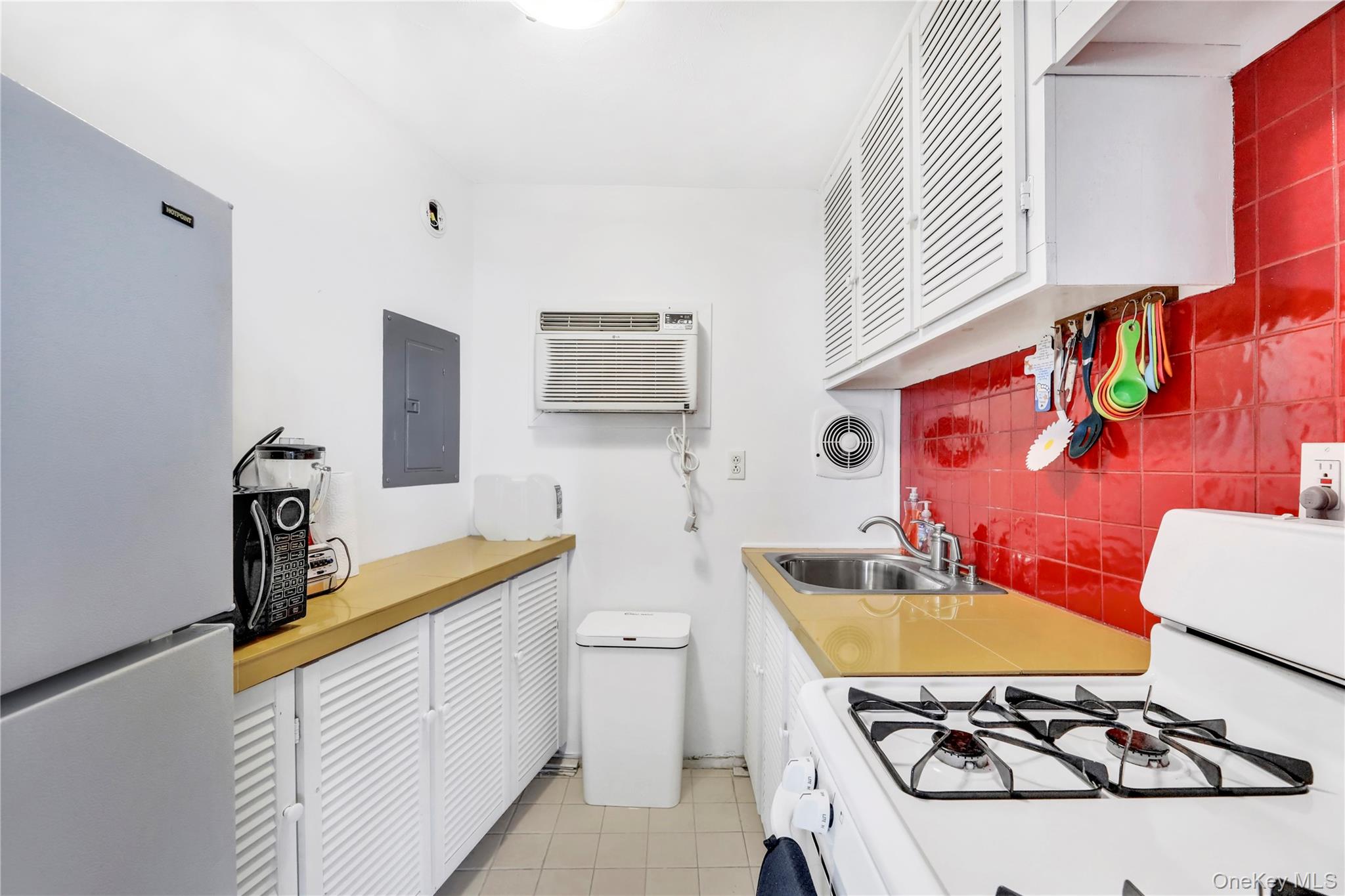 #12 photo, 585 Dune Road, サフォーク郡 Westhampton , NY 11977