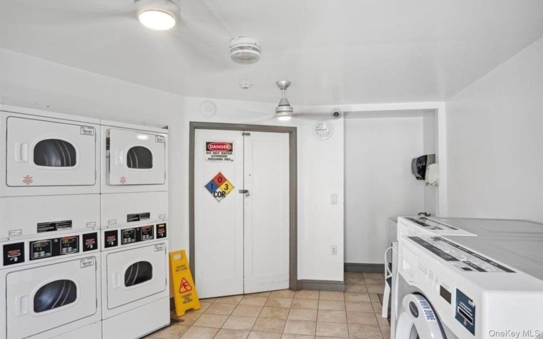 #17 photo, 585 Dune Road, サフォーク郡 Westhampton , NY 11977