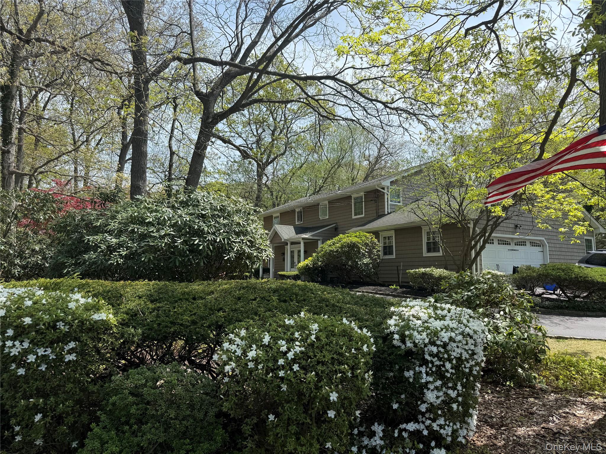 #4 photo, 8 Lisa Drive, サフォーク郡 Dix Hills , NY 11746