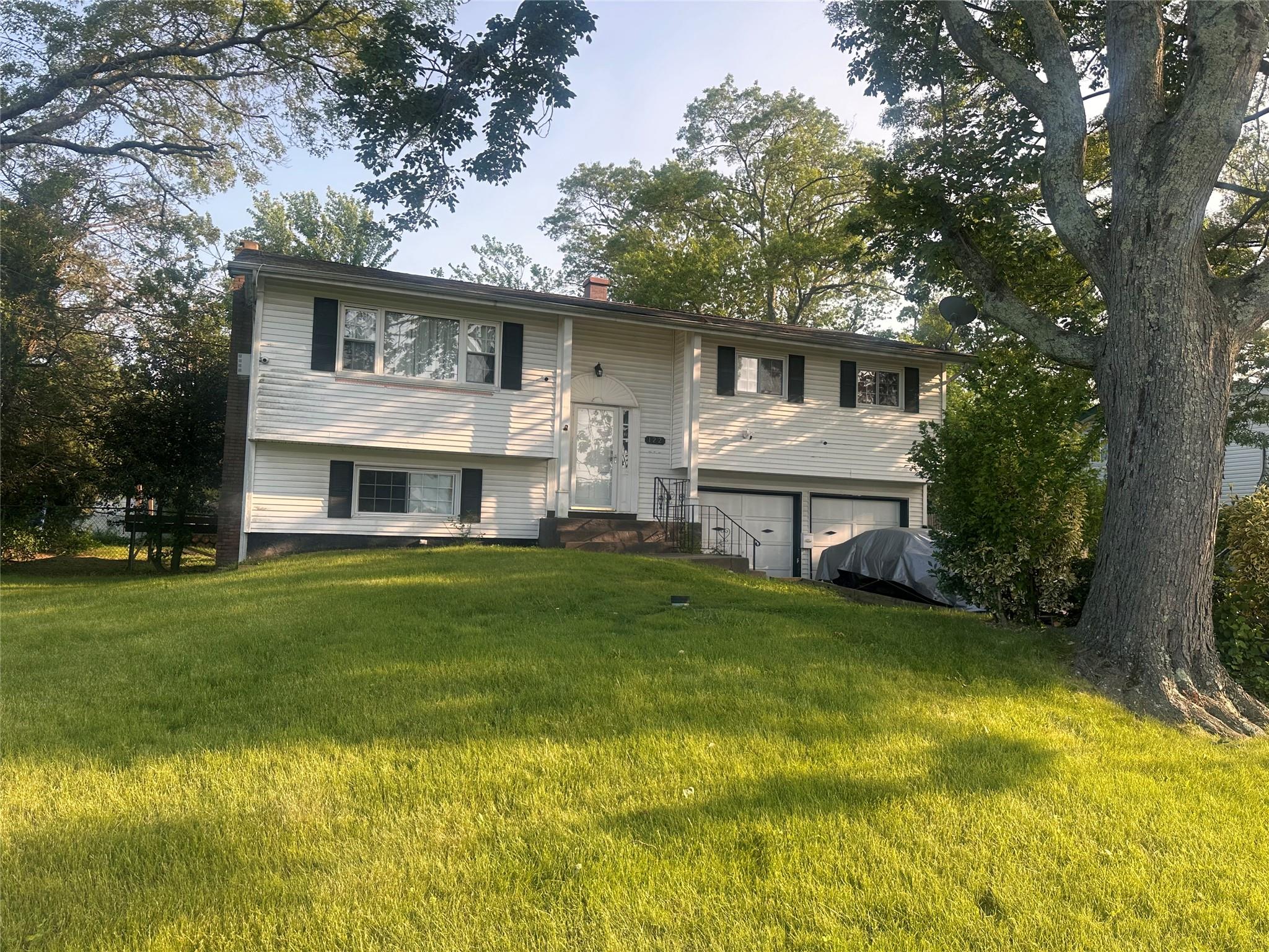 #1 photo, 122 Sheridan Street, Brentwood , NY 11717
