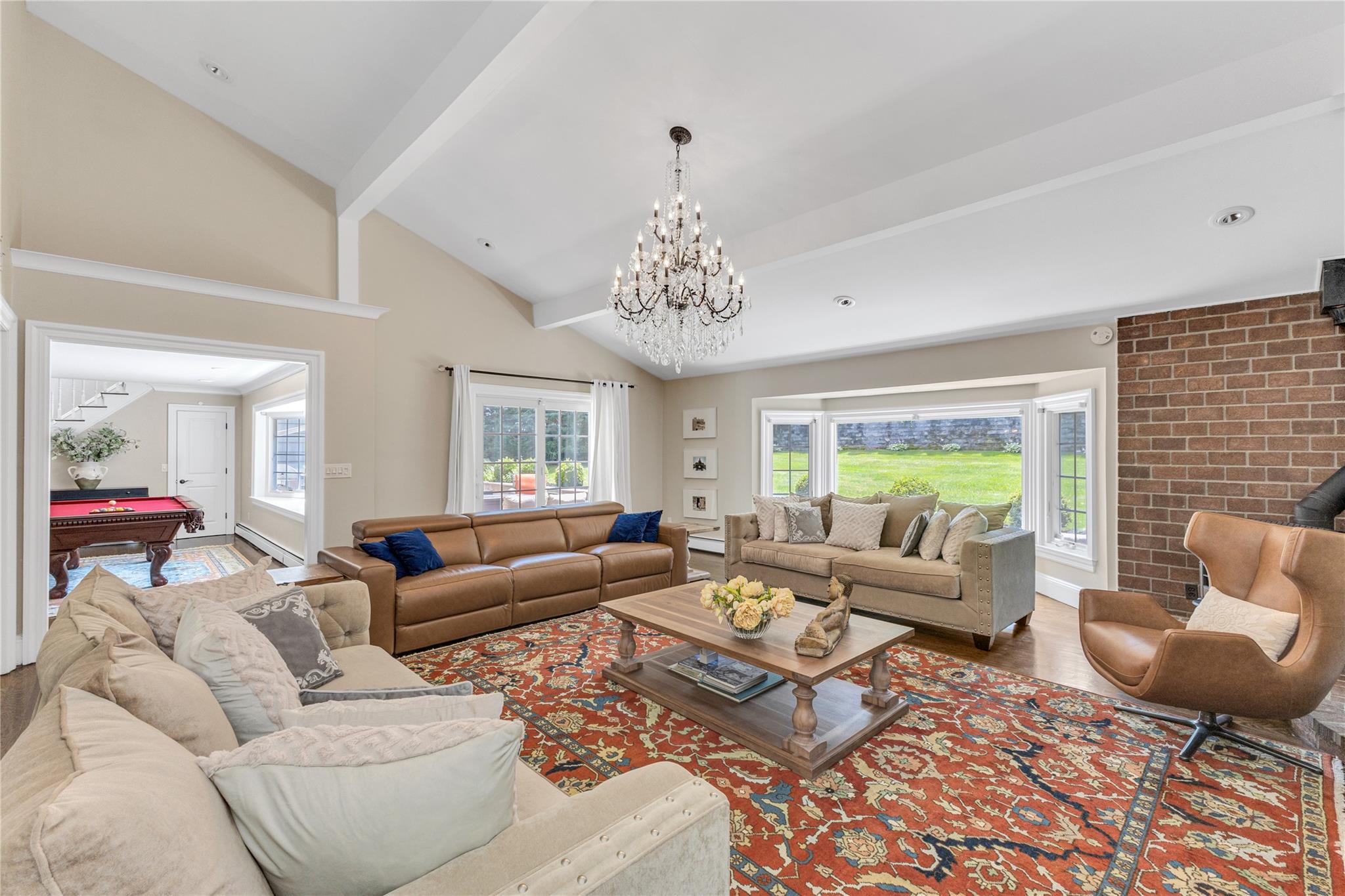 #19 photo, 12 Overhill Lane, Roslyn , NY 11576