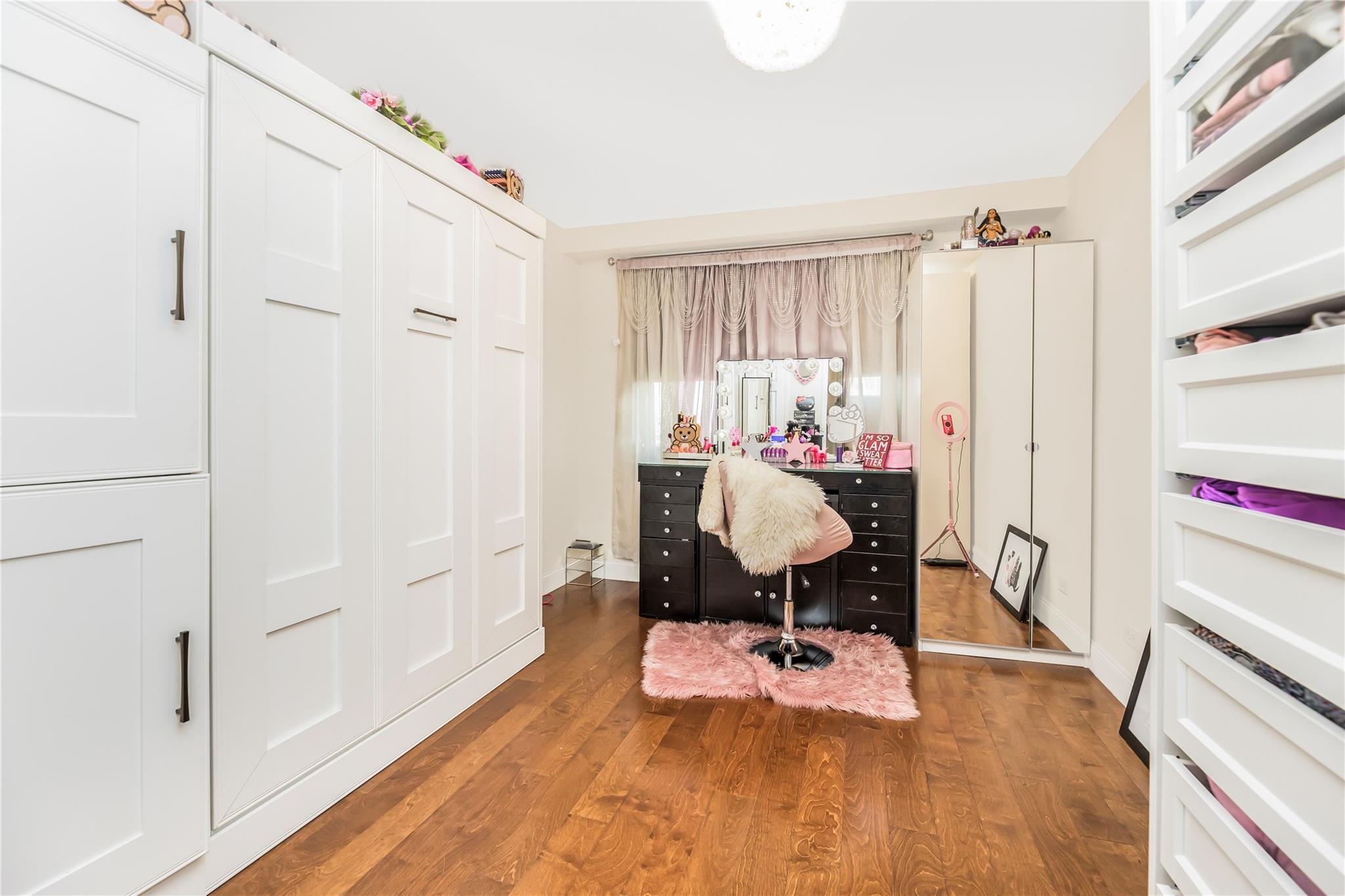 #13 photo, 825 Morrison Avenue, ブロンクス区 Bronx , NY 10473