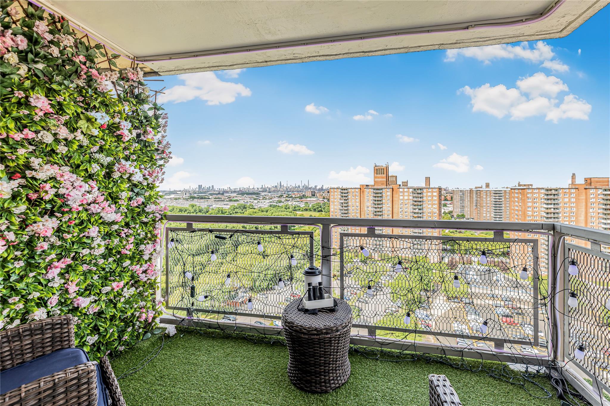 #16 photo, 825 Morrison Avenue, ブロンクス区 Bronx , NY 10473