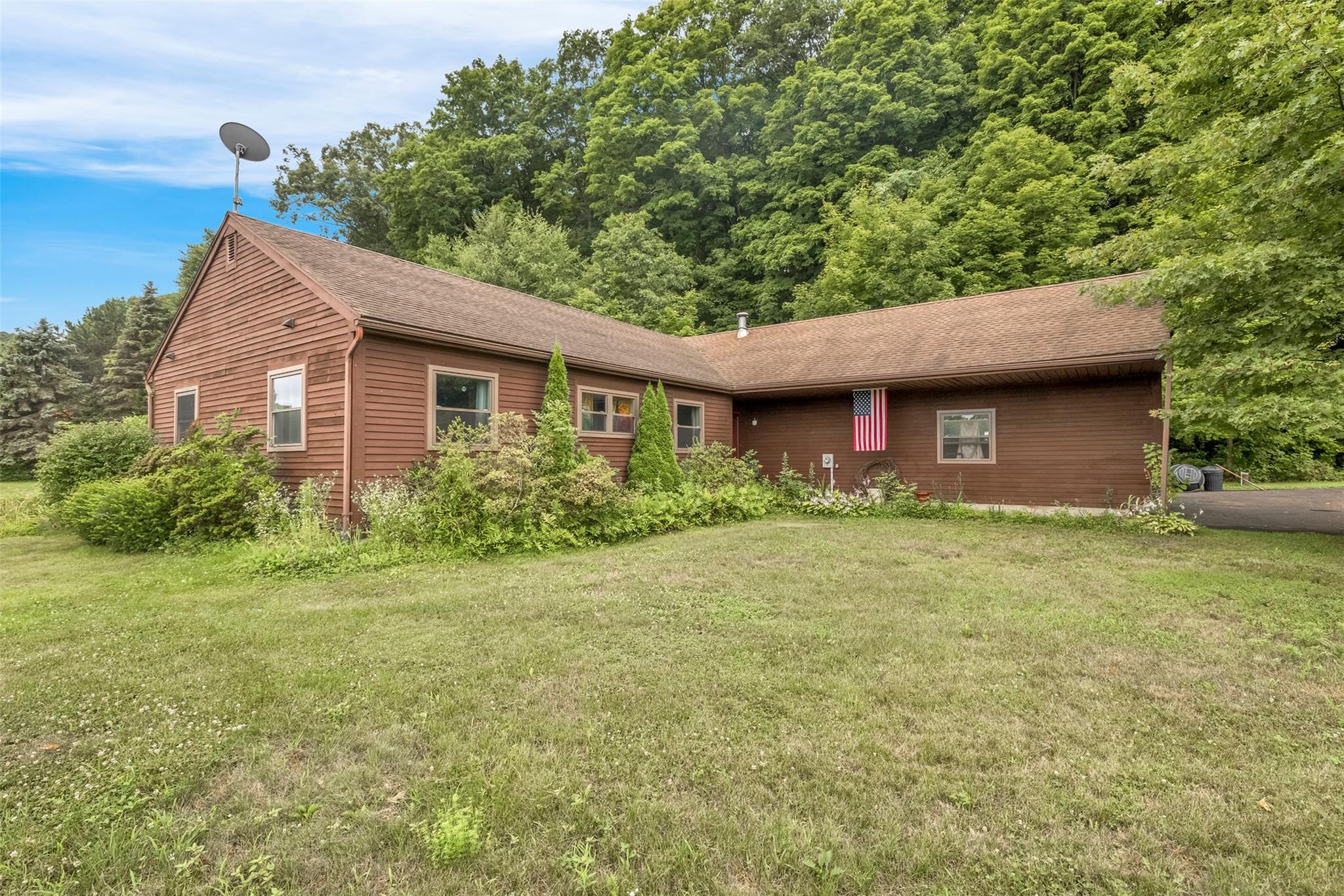 #1 photo, 14 Orchard Hills Road, Ulster Park , NY 12487