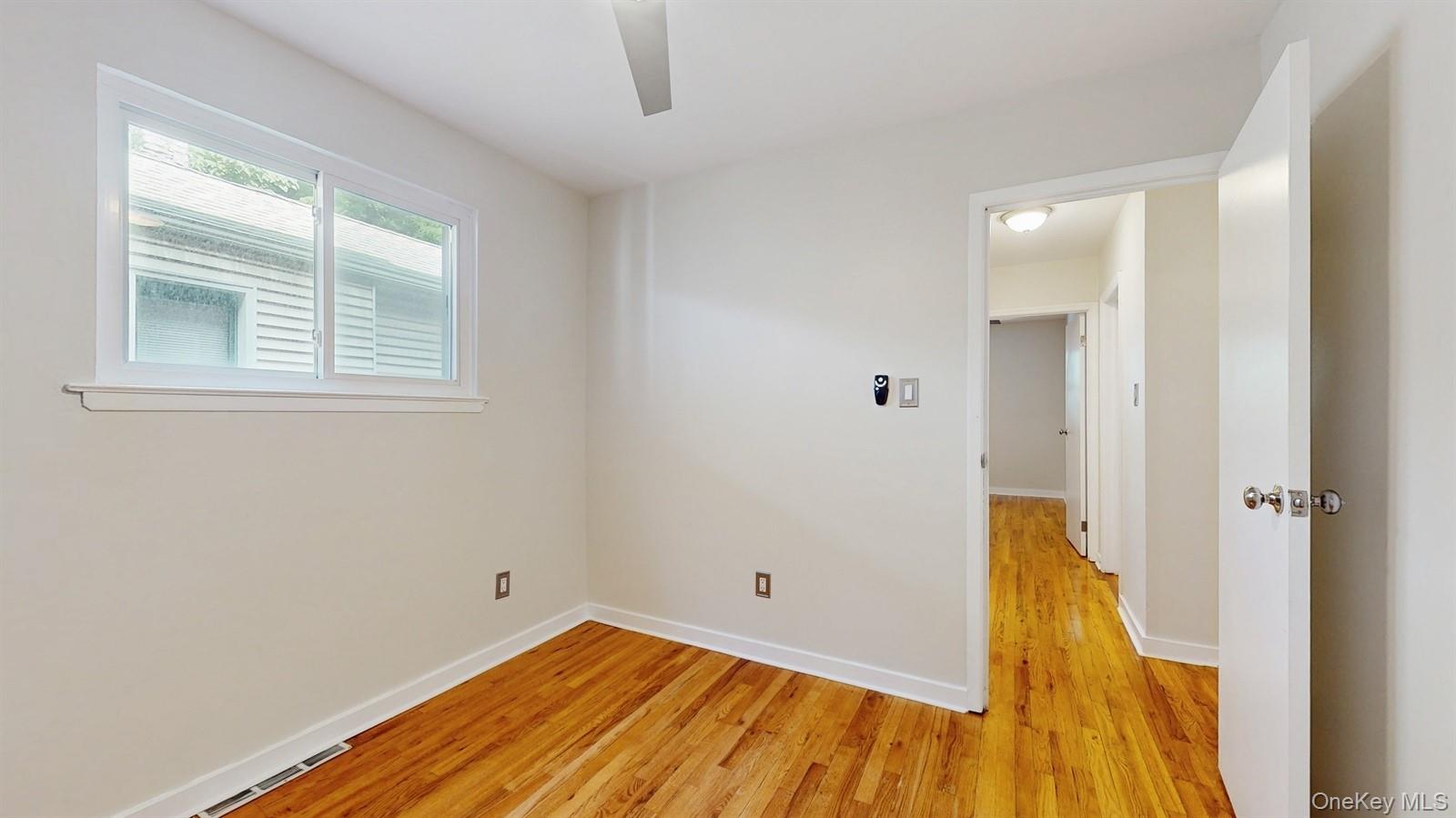 #7 photo, 273 W 254th Street, ブロンクス区 Bronx , NY 10471