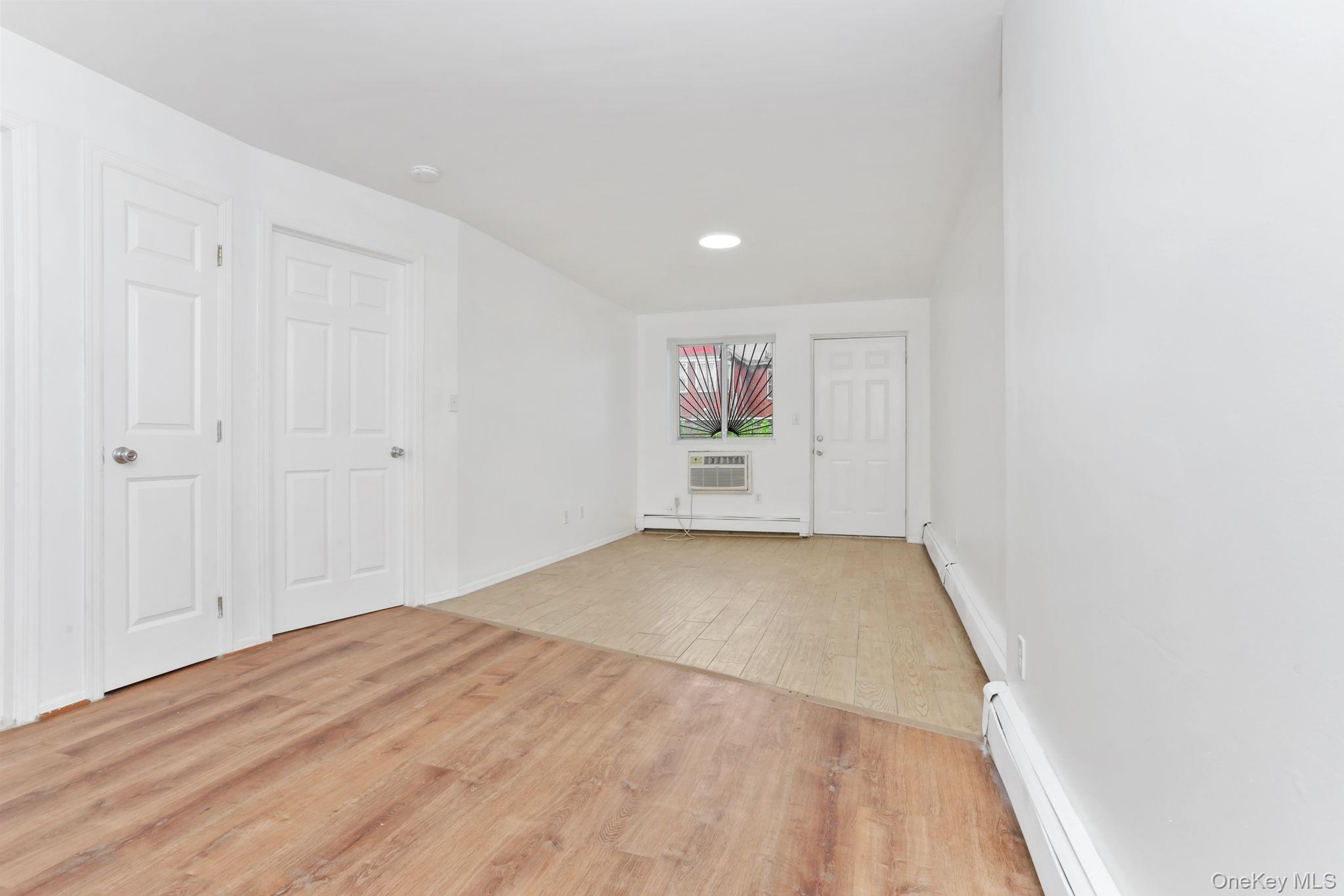 #12 photo, 639 E 226th Street, ブロンクス区 Bronx , NY 10466