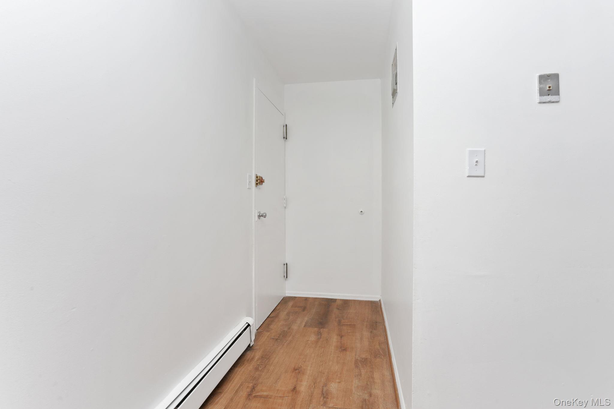 #3 photo, 639 E 226th Street, ブロンクス区 Bronx , NY 10466