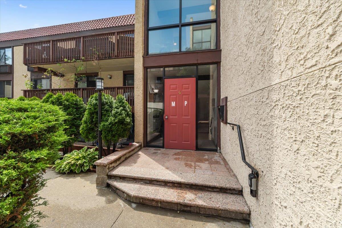 #1 photo, 357 N Broadway, Yonkers , NY 10701