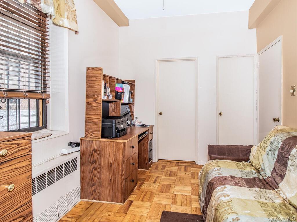 #13 photo, 814 Tilden Street, 브롱크스 Bronx , NY 10467