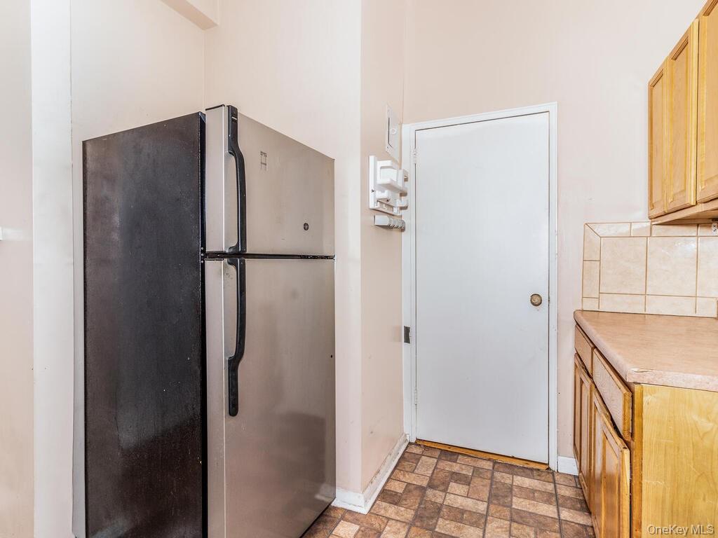 #9 photo, 814 Tilden Street, 브롱크스 Bronx , NY 10467