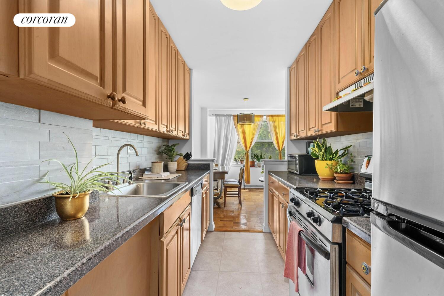 #3 photo, 135 OCEAN Parkway, Kensington , NY 11218