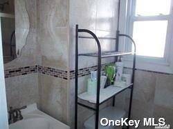 #4 photo, 127 Gordon Road, ナッソー郡 Valley Stream , NY 11581