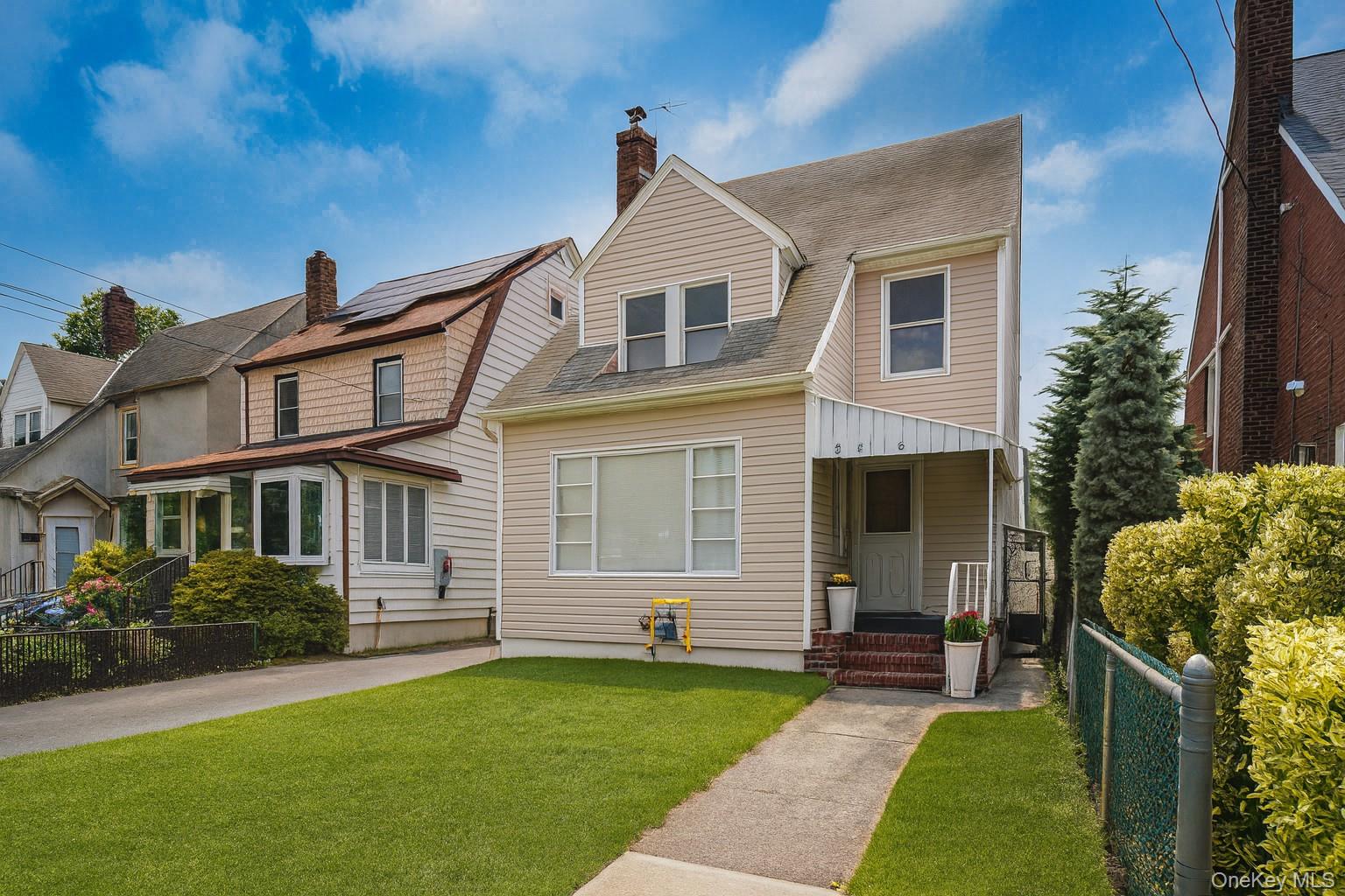 #1 photo, 241-10 86th Avenue, 皇后區 Bellerose , NY 11426