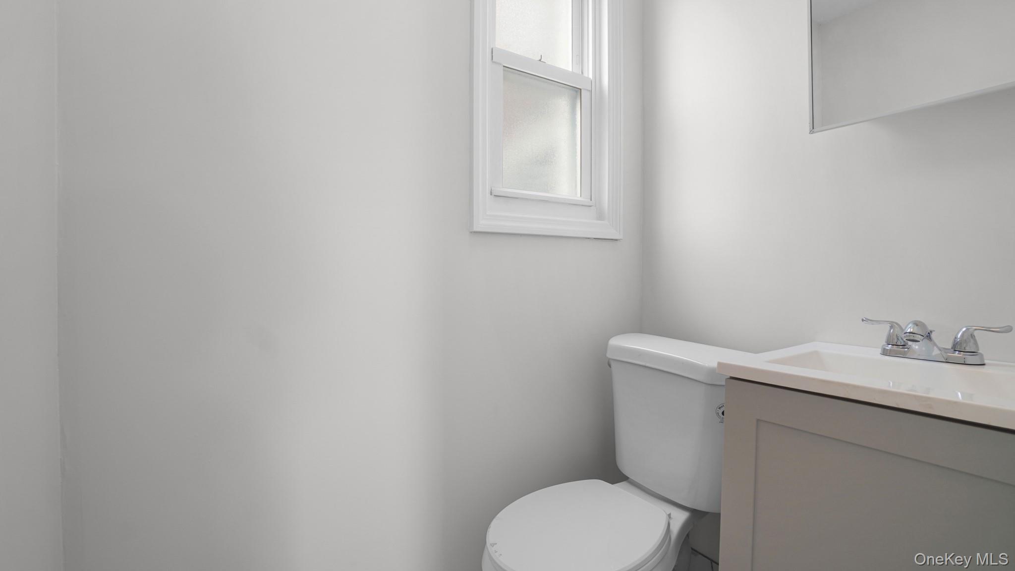 #16 photo, 241-10 86th Avenue, 皇后區 Bellerose , NY 11426