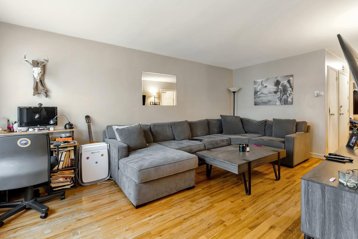 #11 photo, 200-06 39th Avenue, كوينز Bayside , NY 11361