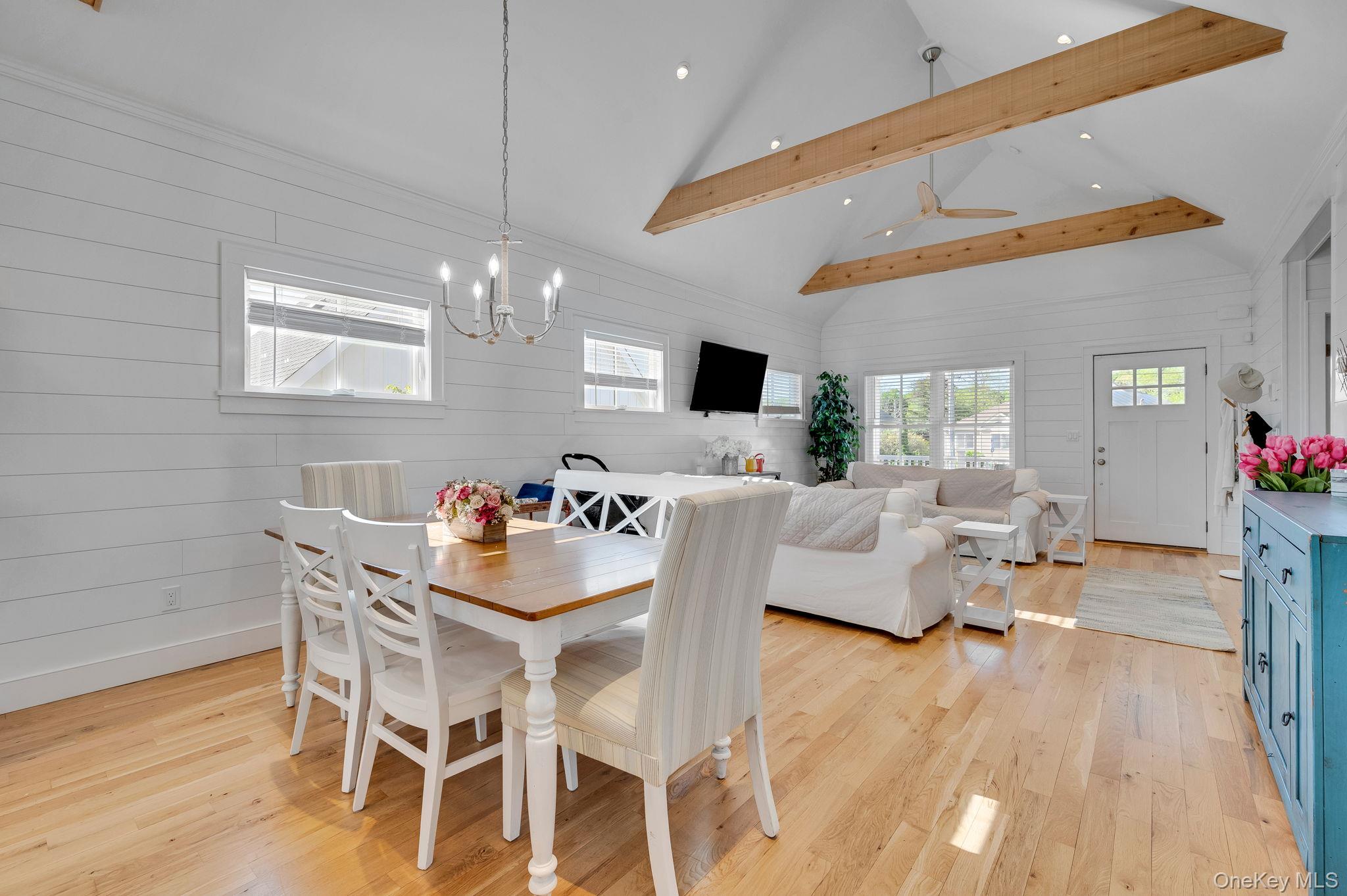 #11 photo, 11 Willow Street, サフォーク郡 Aquebogue , NY 11901