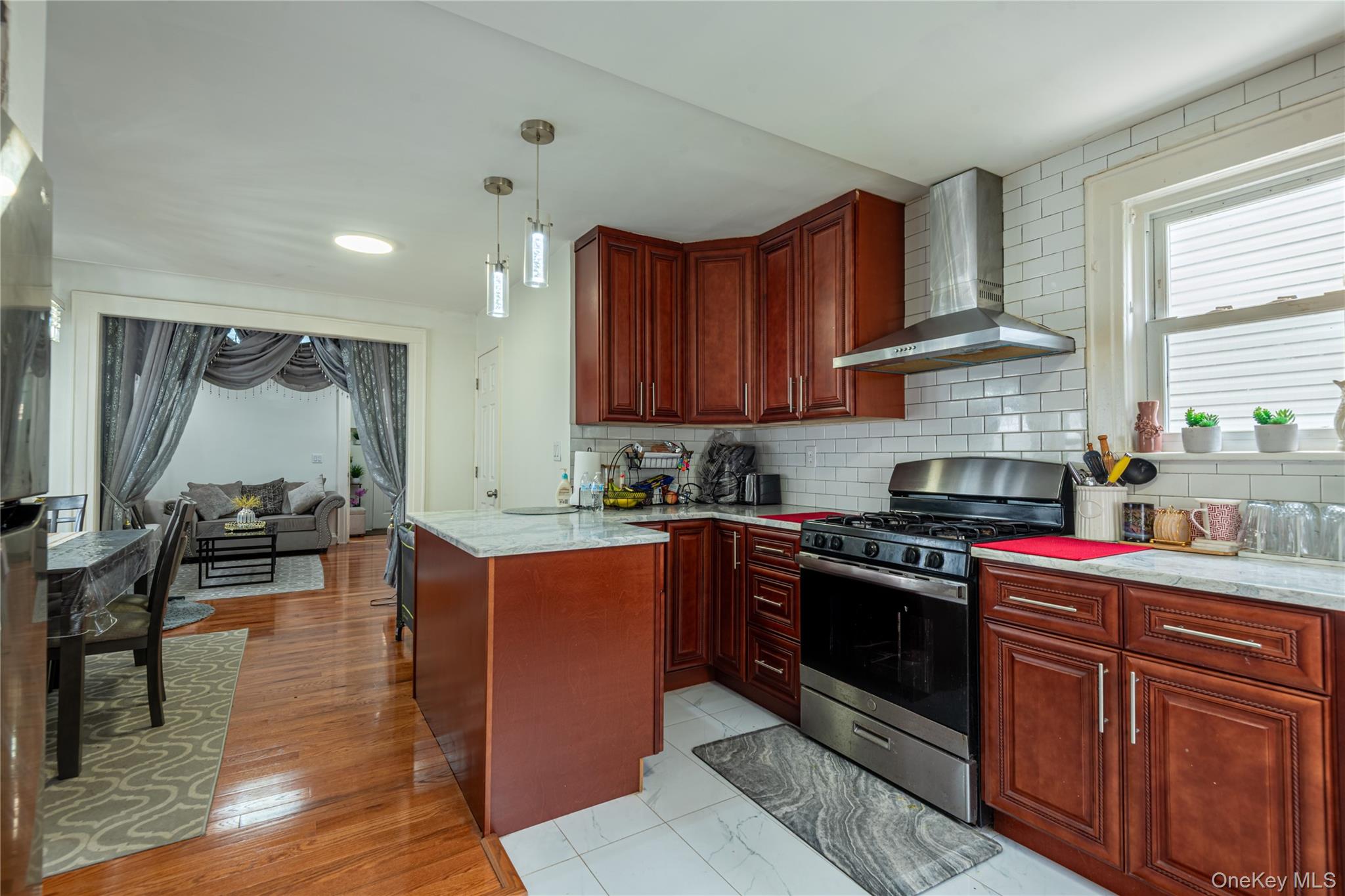 #18 photo, 217-27 99 Avenue, クイーンズ区 Queens Village , NY 11429