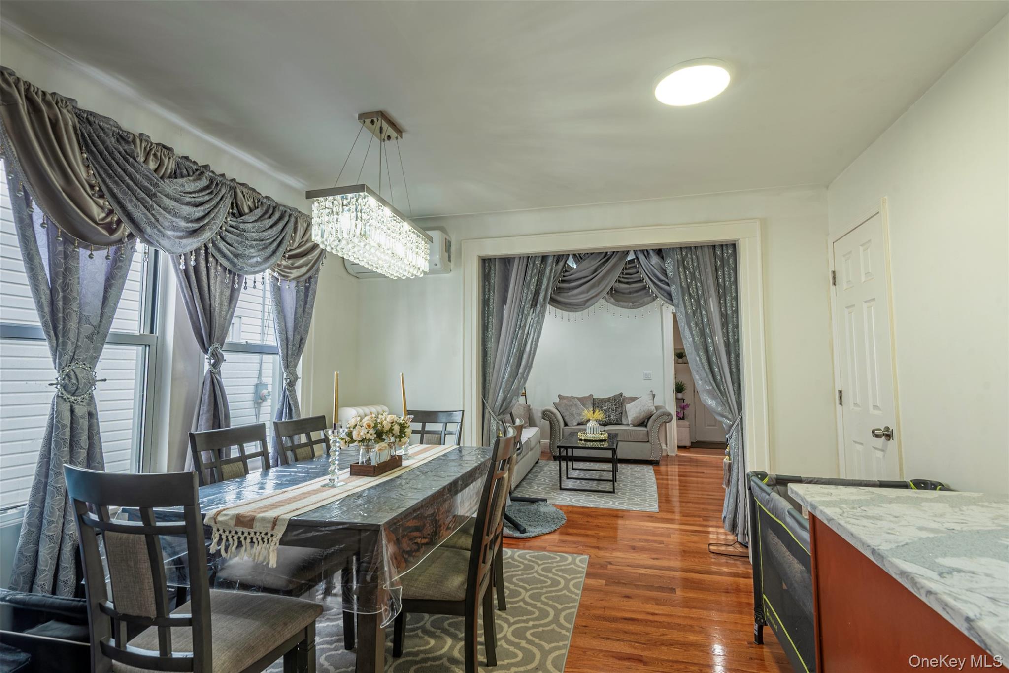 #20 photo, 217-27 99 Avenue, クイーンズ区 Queens Village , NY 11429