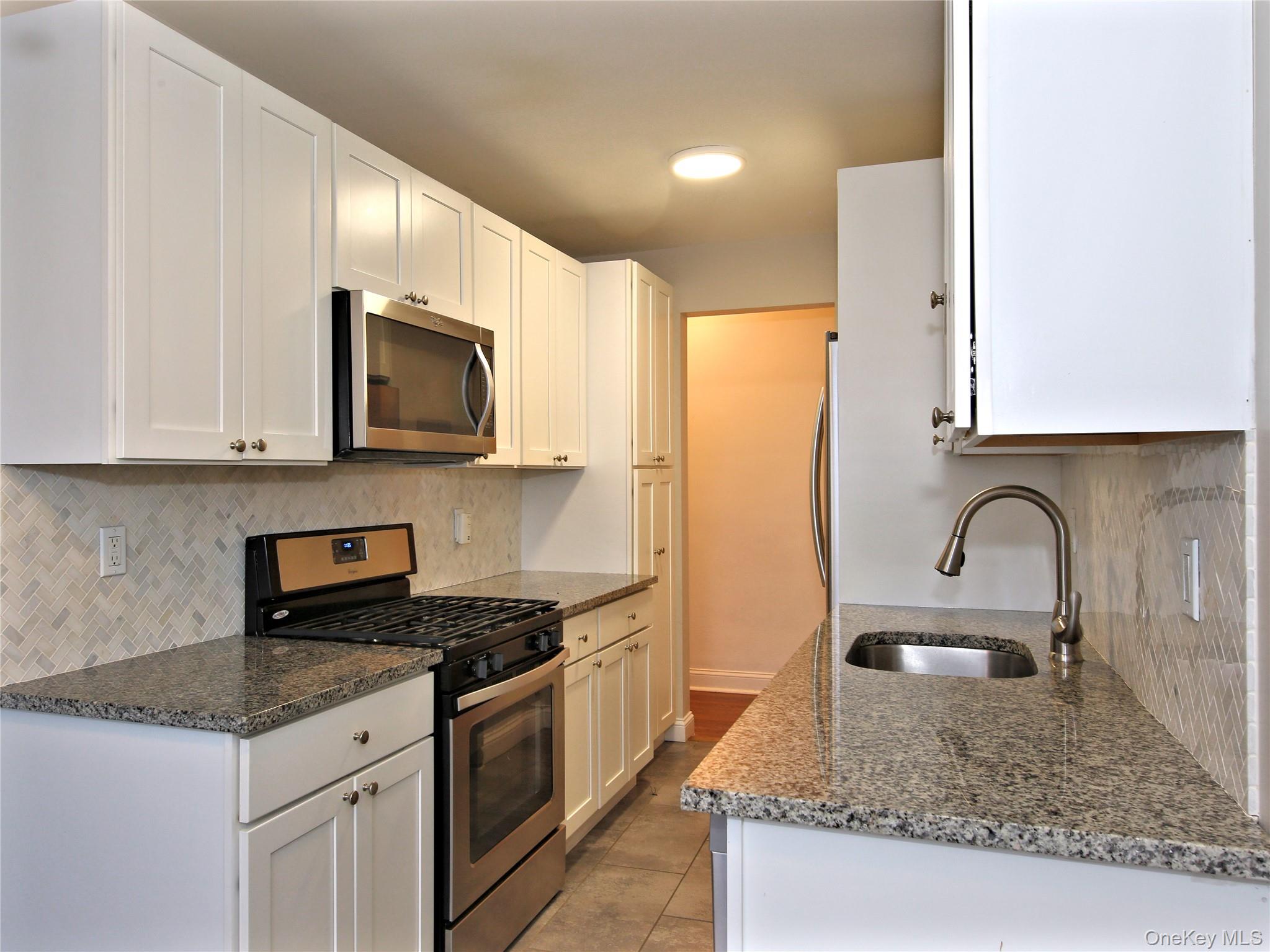 #4 photo, 604 Tompkins Avenue, Mamaroneck , NY 10543