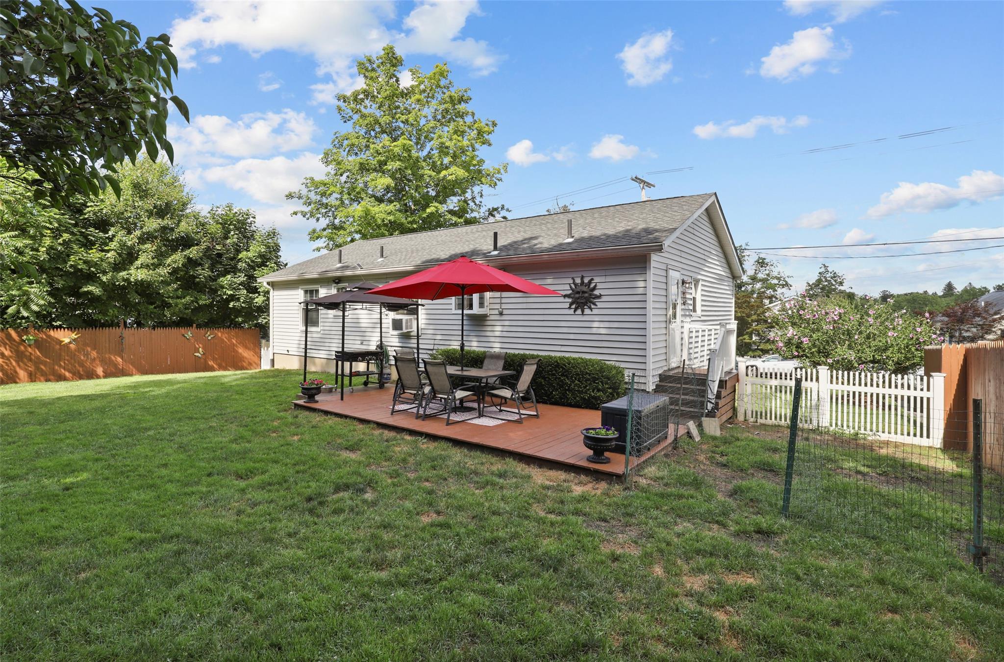 #19 photo, 84 Entrance Way, 纽约州 Mahopac , NY 10541