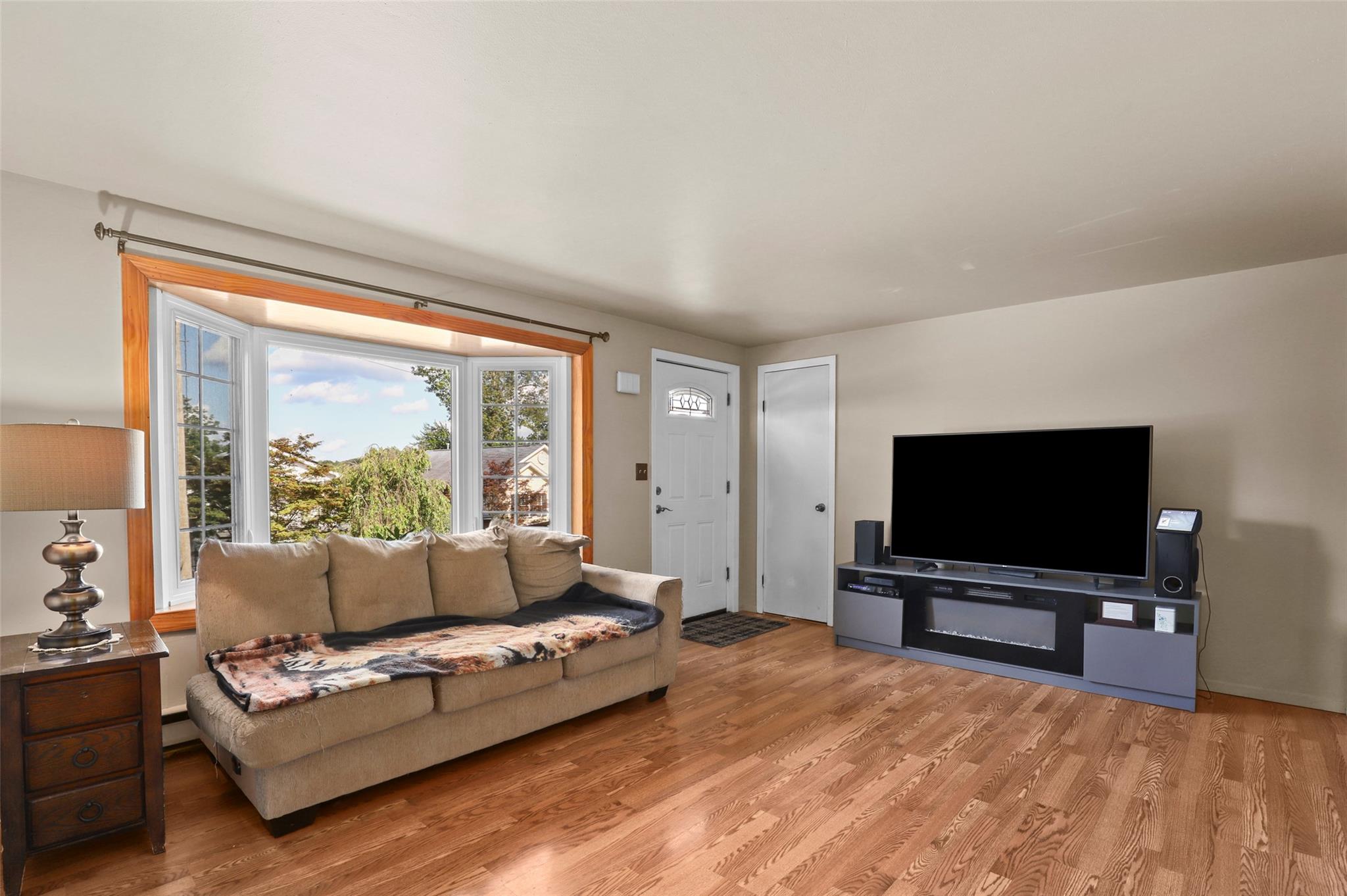 #3 photo, 84 Entrance Way, 纽约州 Mahopac , NY 10541