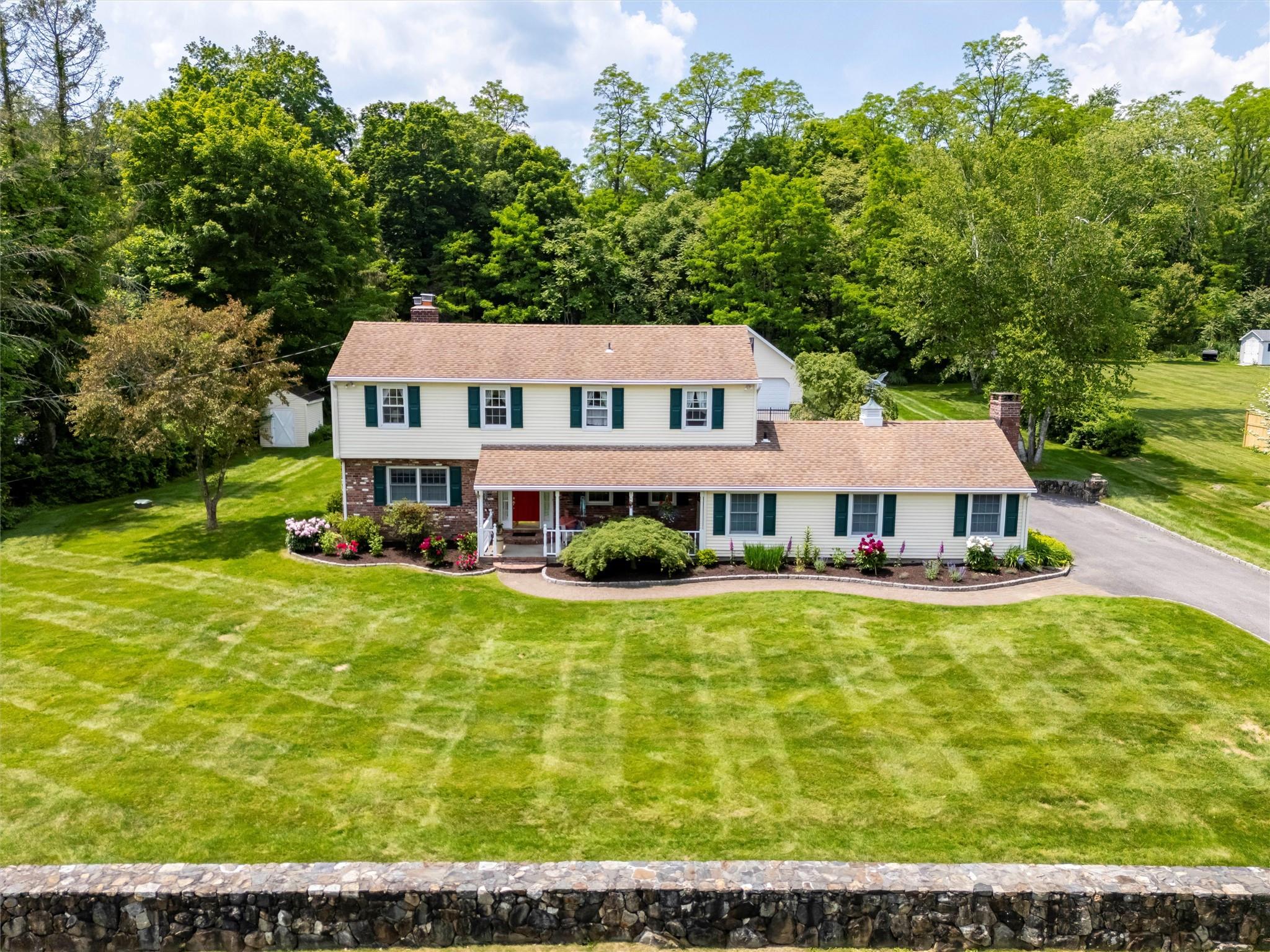 #1 photo, 243 Dingle Ridge Road, Brewster , NY 10509