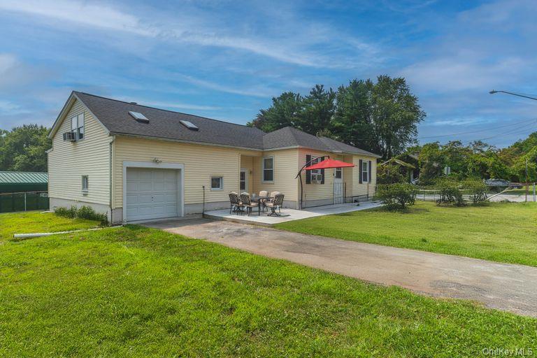 #2 photo, 50 Holland Avenue, Pine Bush , NY 12566