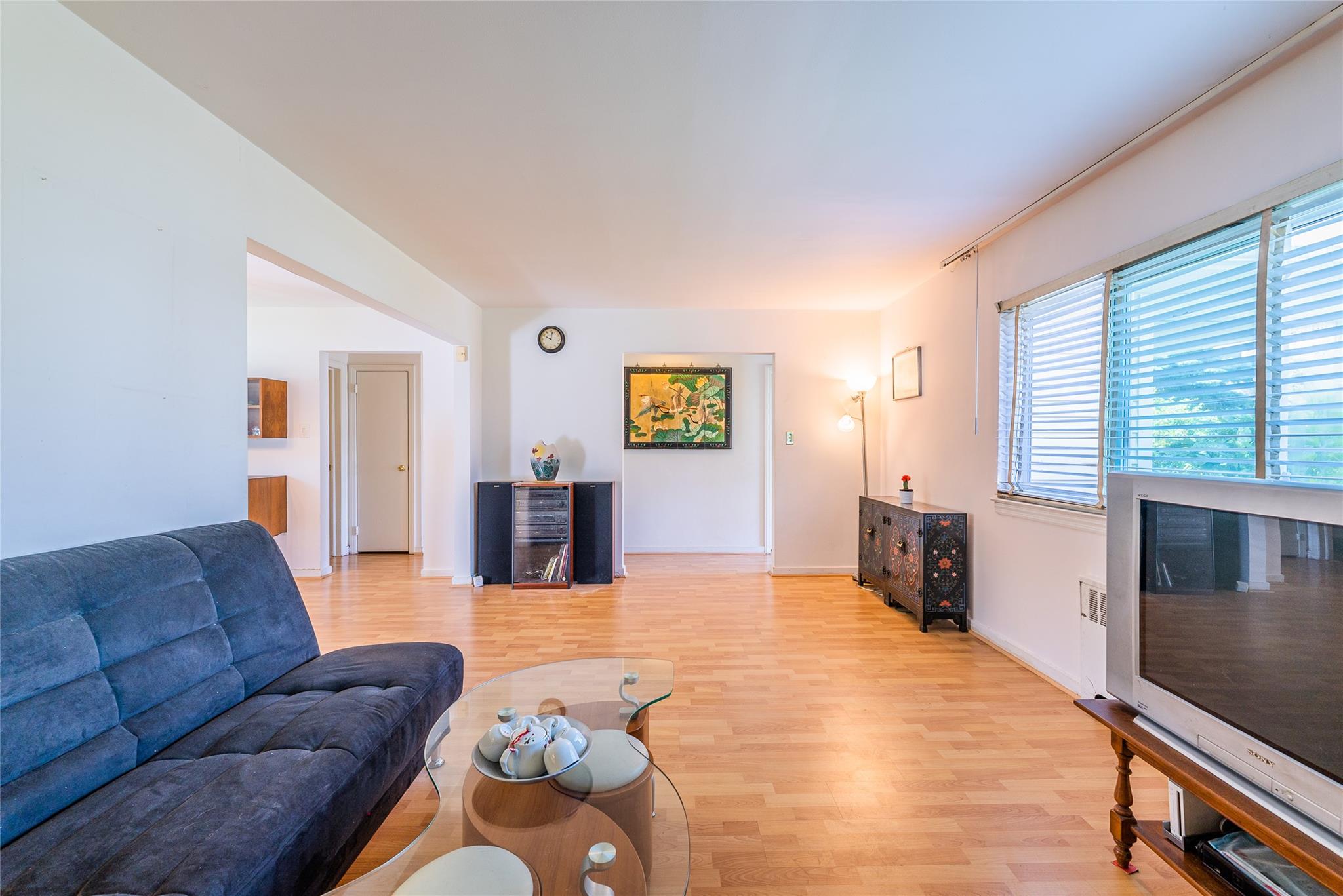 #5 photo, 60 Jayson Avenue, ナッソー郡 Great Neck , NY 11021