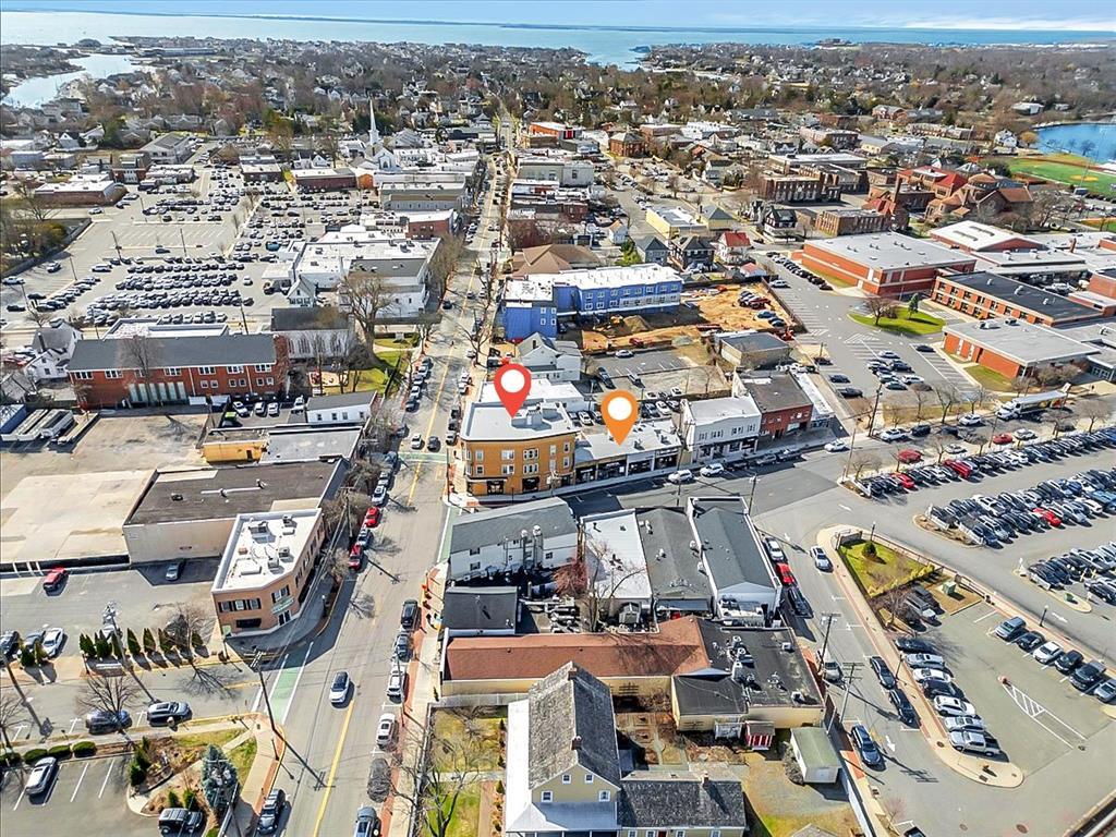 #16 photo, 240 Deer Park Avenue, Babylon , NY 11702