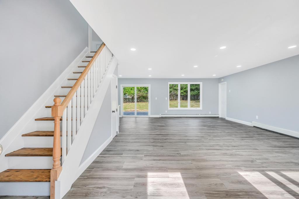 #18 photo, 9 Wakefield Avenue, Coram , NY 11727