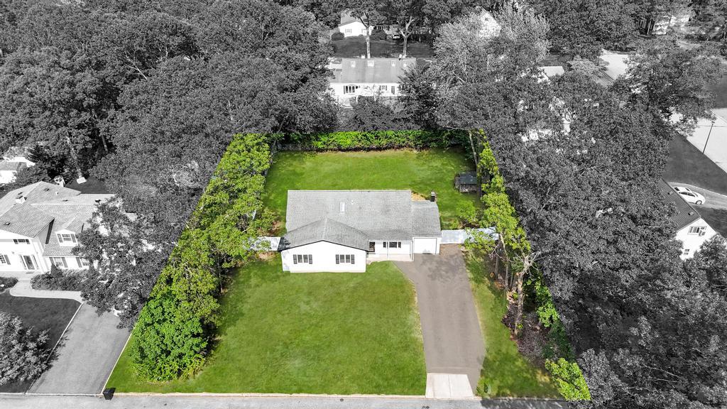 #5 photo, 9 Wakefield Avenue, Coram , NY 11727