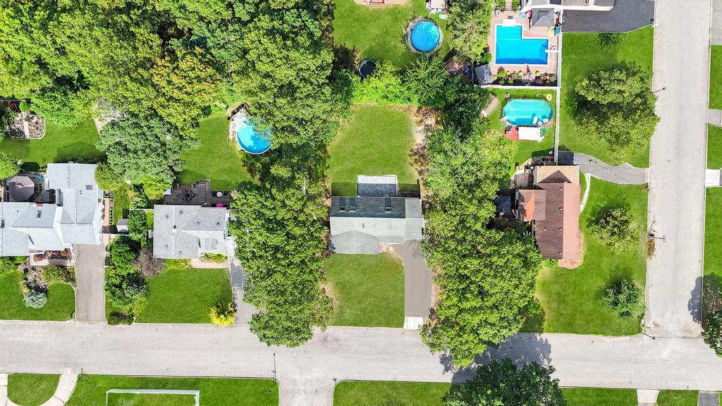 #6 photo, 9 Wakefield Avenue, Coram , NY 11727