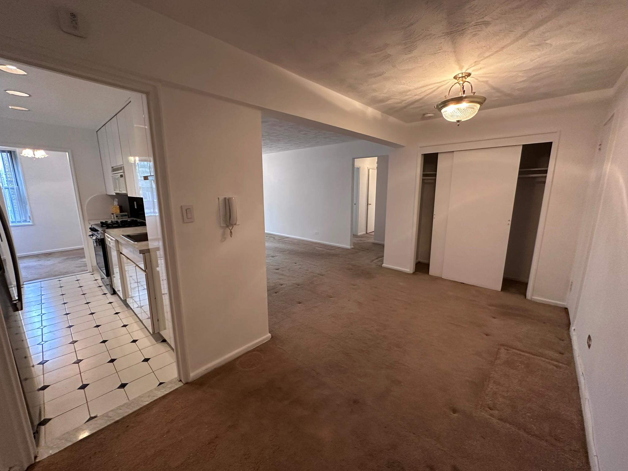 #4 photo, 209-25 18th Avenue, クイーンズ区 Bayside , NY 11360