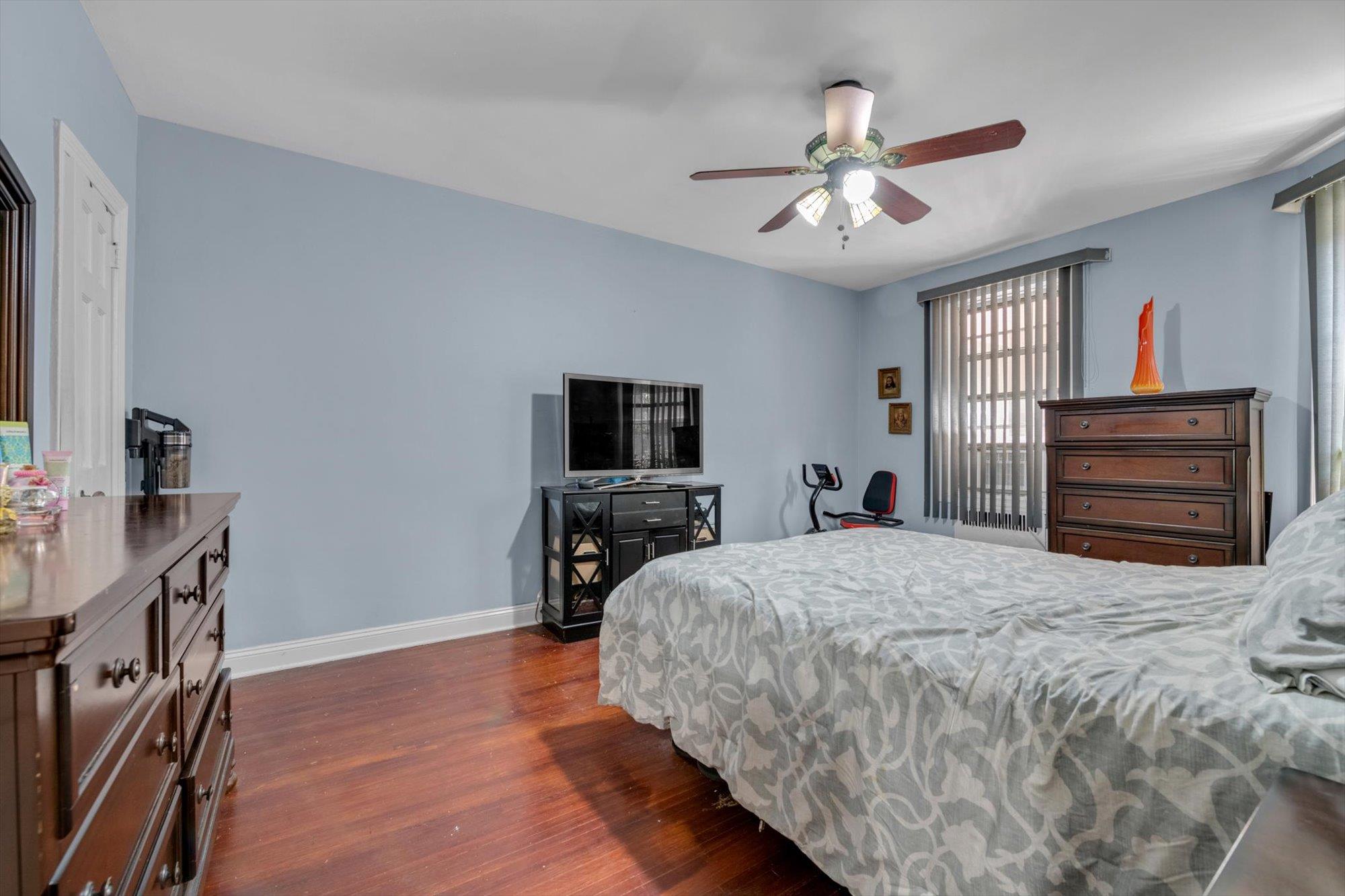 #8 photo, 117-01 Park Lane South, 뉴욕퀸즈 Kew Gardens , NY 11415