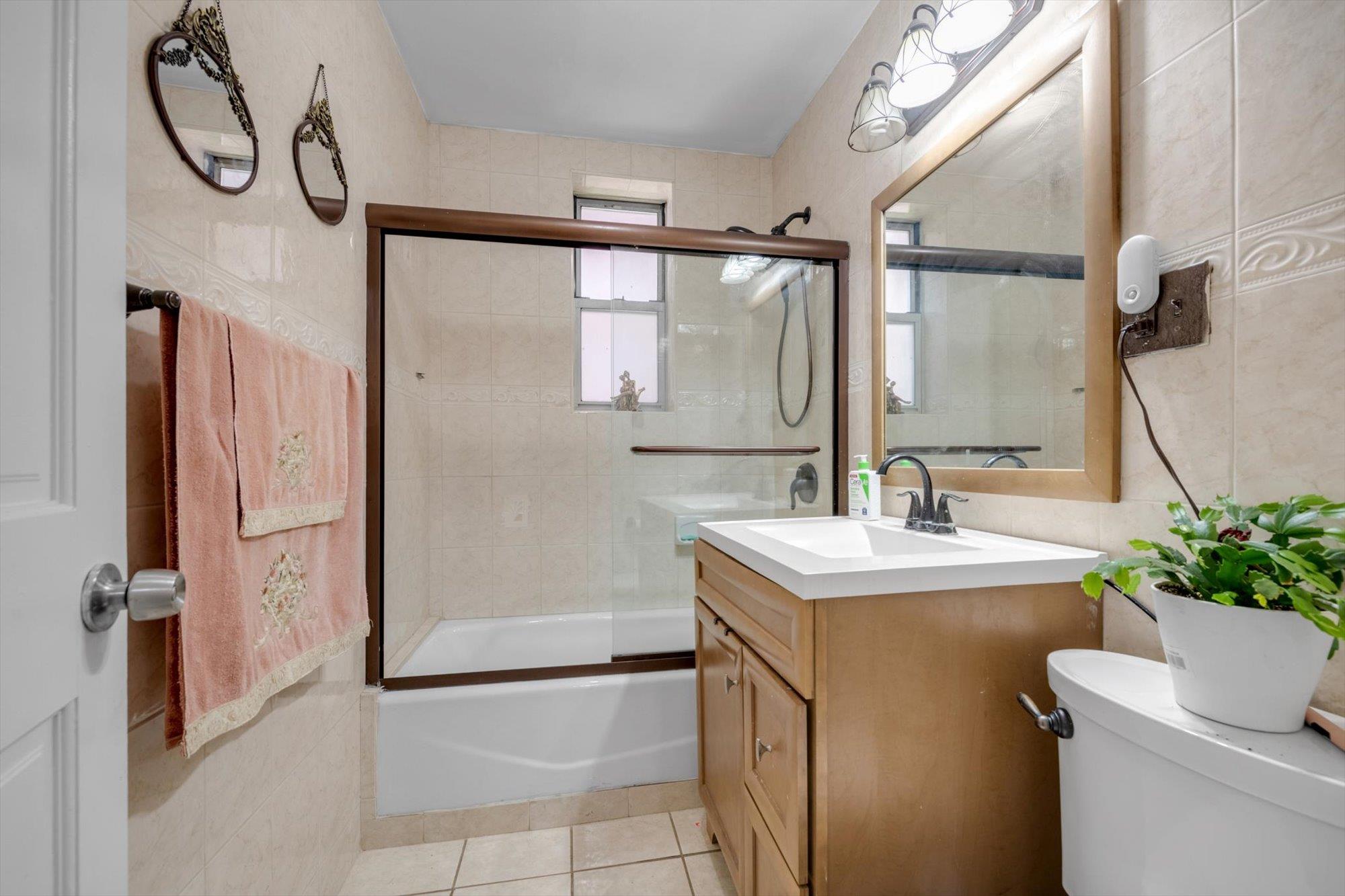 #9 photo, 117-01 Park Lane South, 뉴욕퀸즈 Kew Gardens , NY 11415