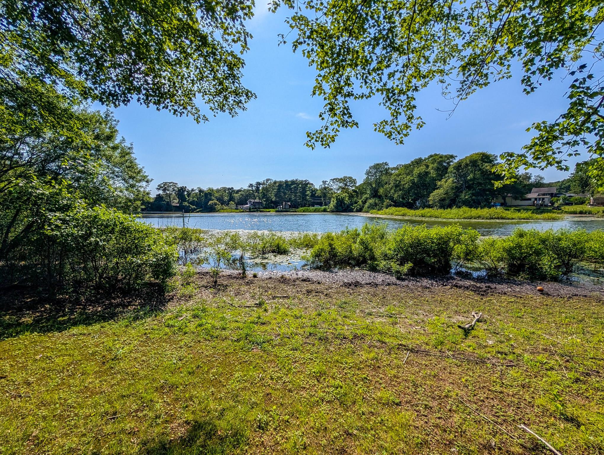 #2 photo, 501 Lake Court, サフォーク郡 Middle Island , NY 11953