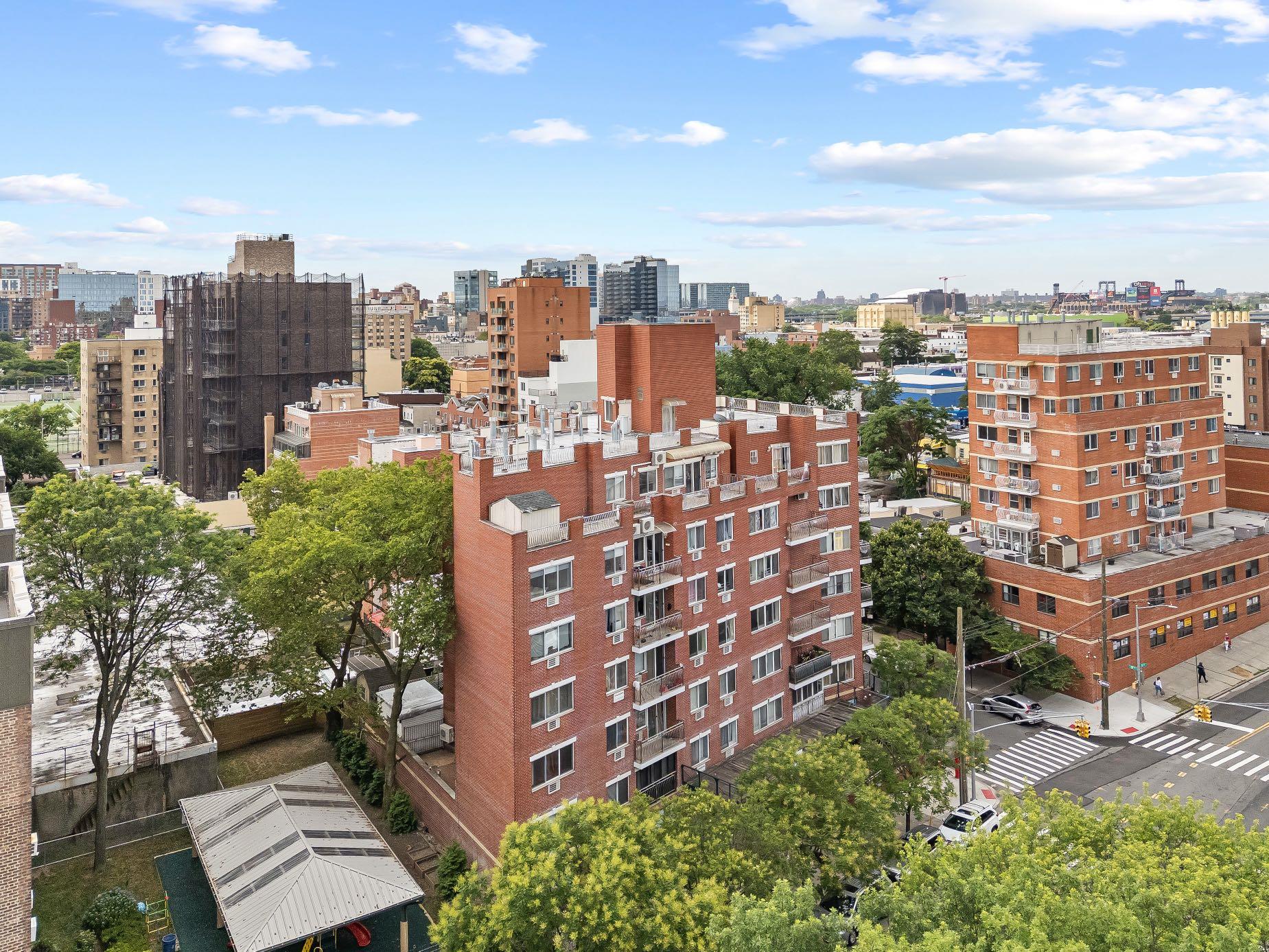 #3 photo, 137-08 31st Road, クイーンズ区 Flushing , NY 11354