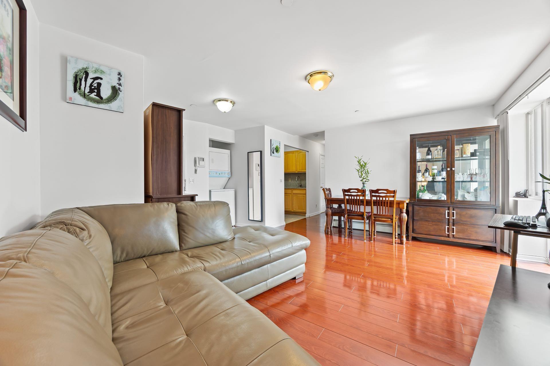 #7 photo, 137-08 31st Road, クイーンズ区 Flushing , NY 11354